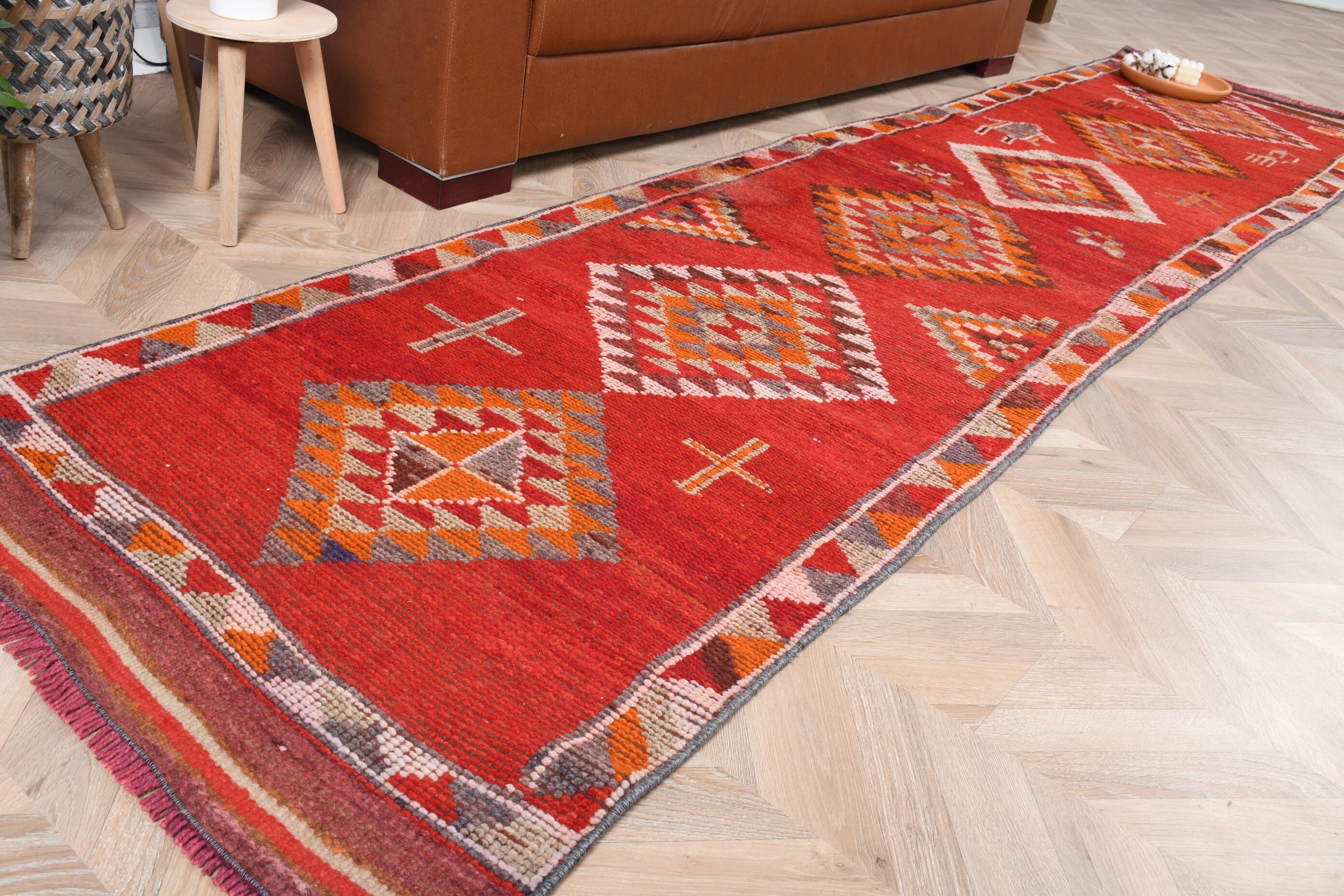 Kırmızı Soğuk Halı, Koridor Halısı, 2.7x11.5 ft Runner Halıları, Runner Halıları, Yer Halısı, Türk Halısı, Vintage Halı, Mutfak Halısı