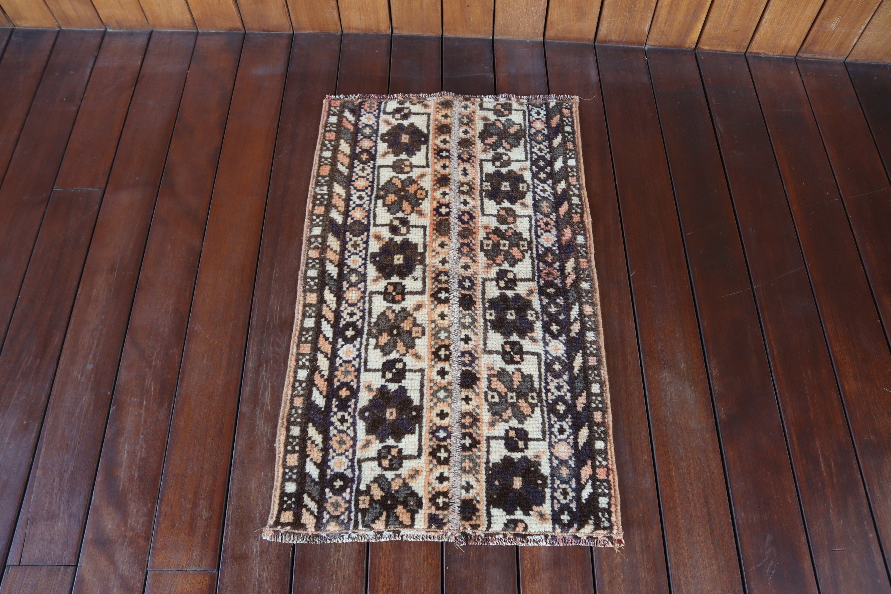 1.4x2.4 ft Küçük Halı, Vintage Halı, Banyo Halısı, Banyo Halıları, Nötr Halılar, Kahverengi Ev Dekor Halıları, Türk Halıları, Mutfak Halıları, Kapı Paspası Halıları