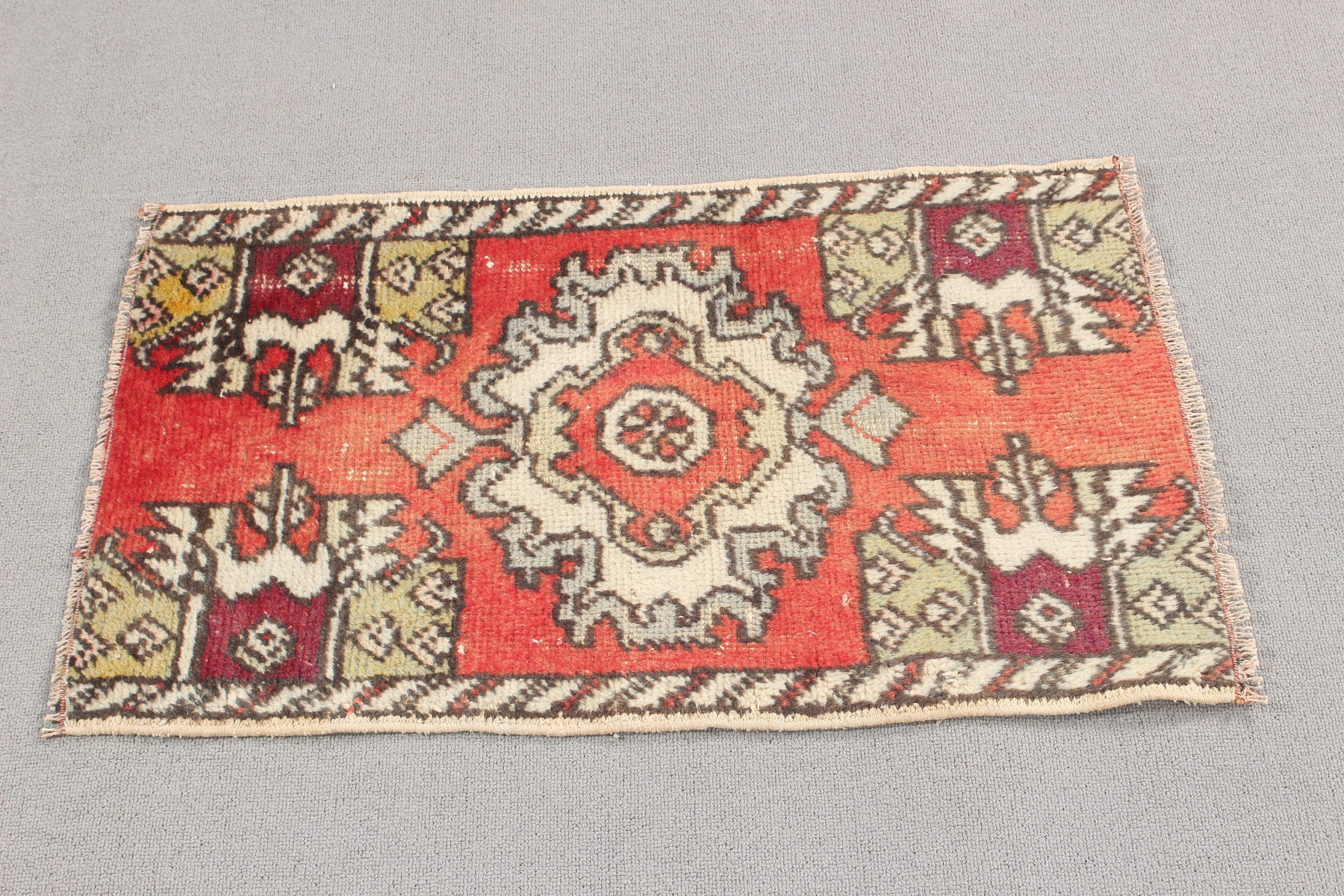 Wool Rug, Home Decor Rugs, Door Mat Rug, Vintage Rugs, Turkish Rugs, Small Boho Rugs, Modern Rugs, Red Anatolian Rugs, 1.5x2.5 ft Small Rug