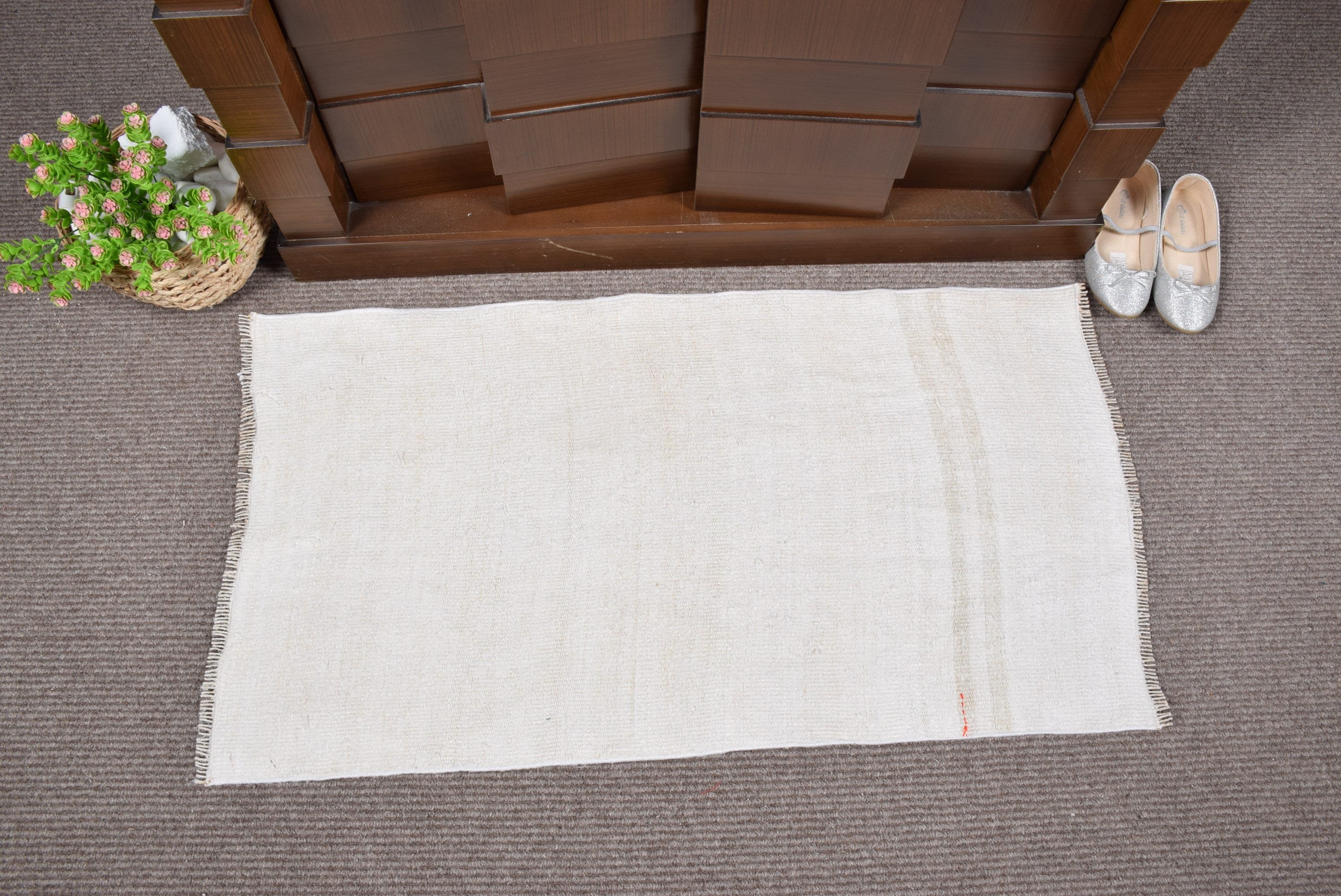 Entry Rug, Beige  1.8x3.3 ft Small Rug, Car Mat Rug, Vintage Rugs, Kitchen Rug, Rugs for Door Mat, Oushak Rug, Turkish Rug