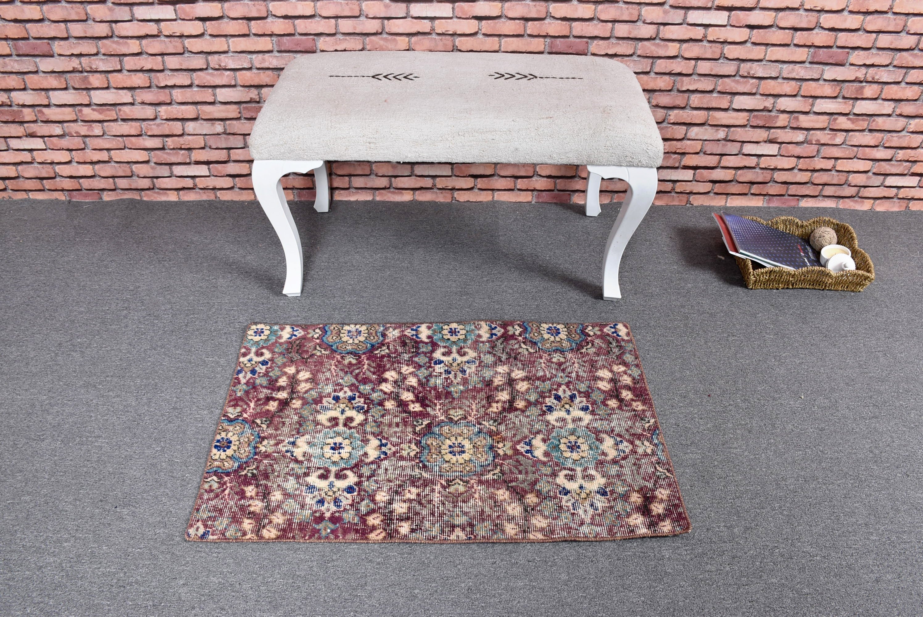 2x3,1 ft Küçük Halılar, Sanatsal Halılar, Küçük Vintage Halı, Mor Boho Halılar, Vintage Halı, Havalı Halı, Açıklama Halıları, Araba Paspas Halıları, Türk Halıları