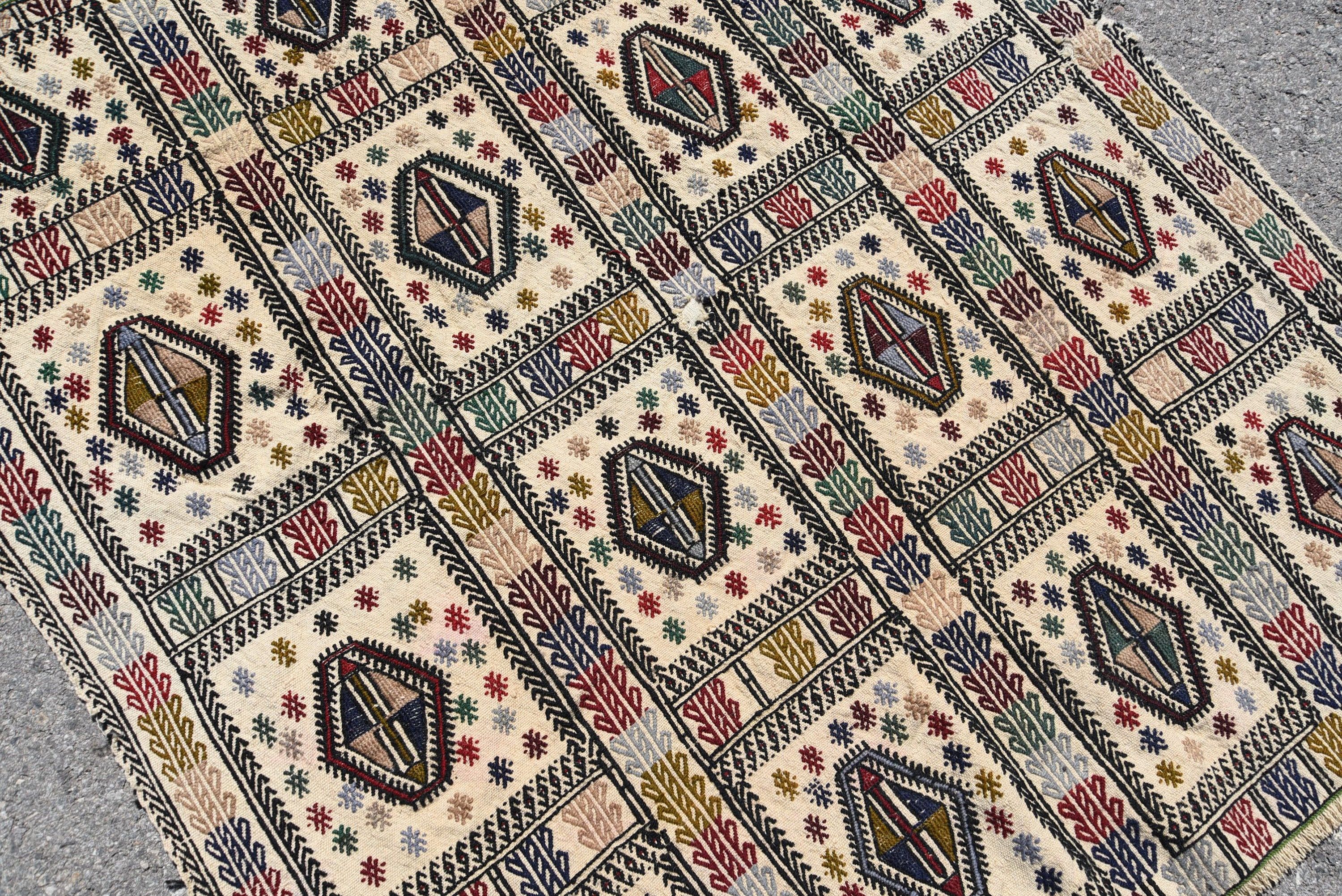 Çocuk Odası Halıları, Yatak Odası Halıları, 4,4x4,8 ft Accent Halı, Türk Halısı, Dış Mekan Halısı, Vintage Halı, Kilim, Giriş Halısı, Mutfak Halısı, Soğuk Halı