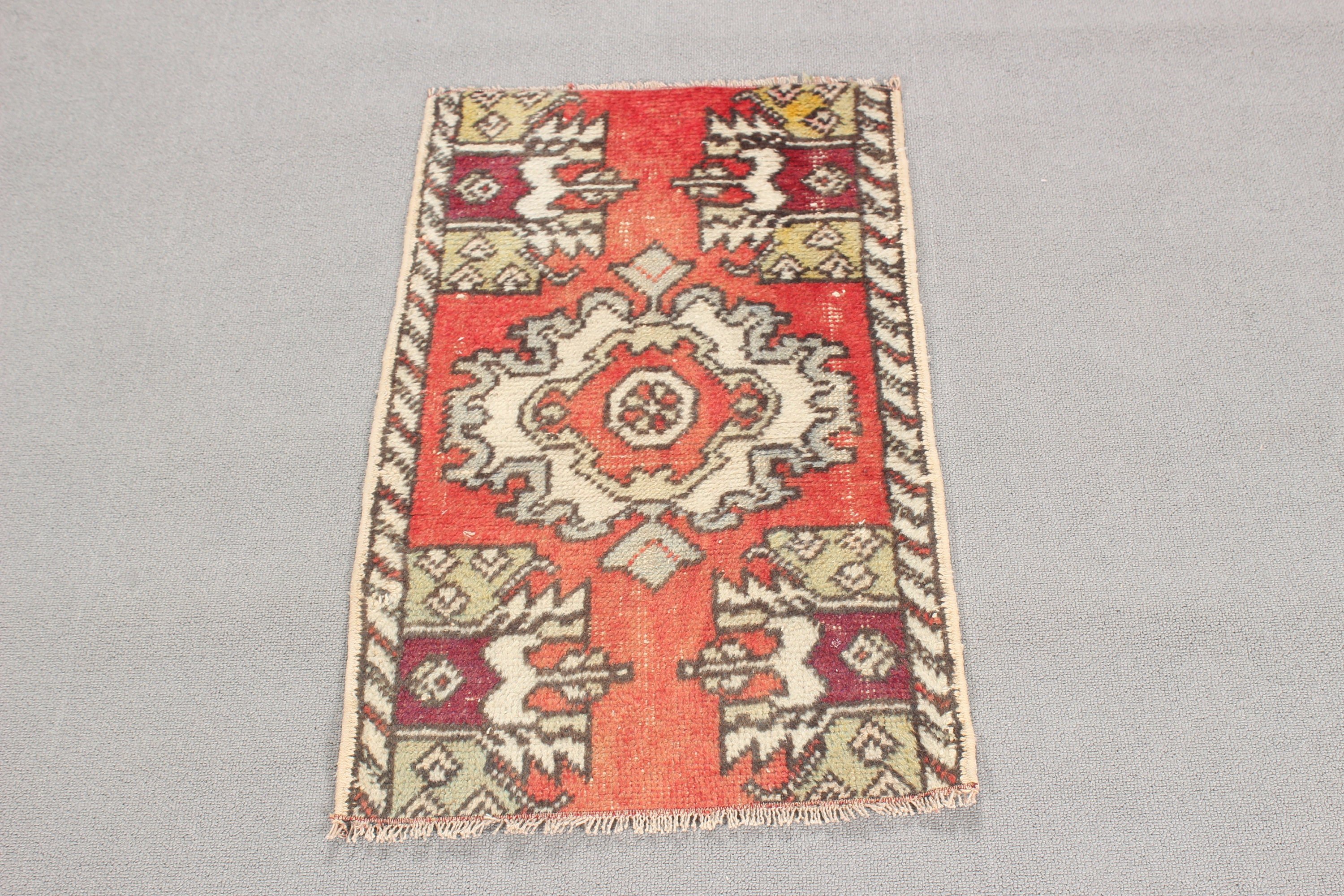 Wool Rug, Home Decor Rugs, Door Mat Rug, Vintage Rugs, Turkish Rugs, Small Boho Rugs, Modern Rugs, Red Anatolian Rugs, 1.5x2.5 ft Small Rug