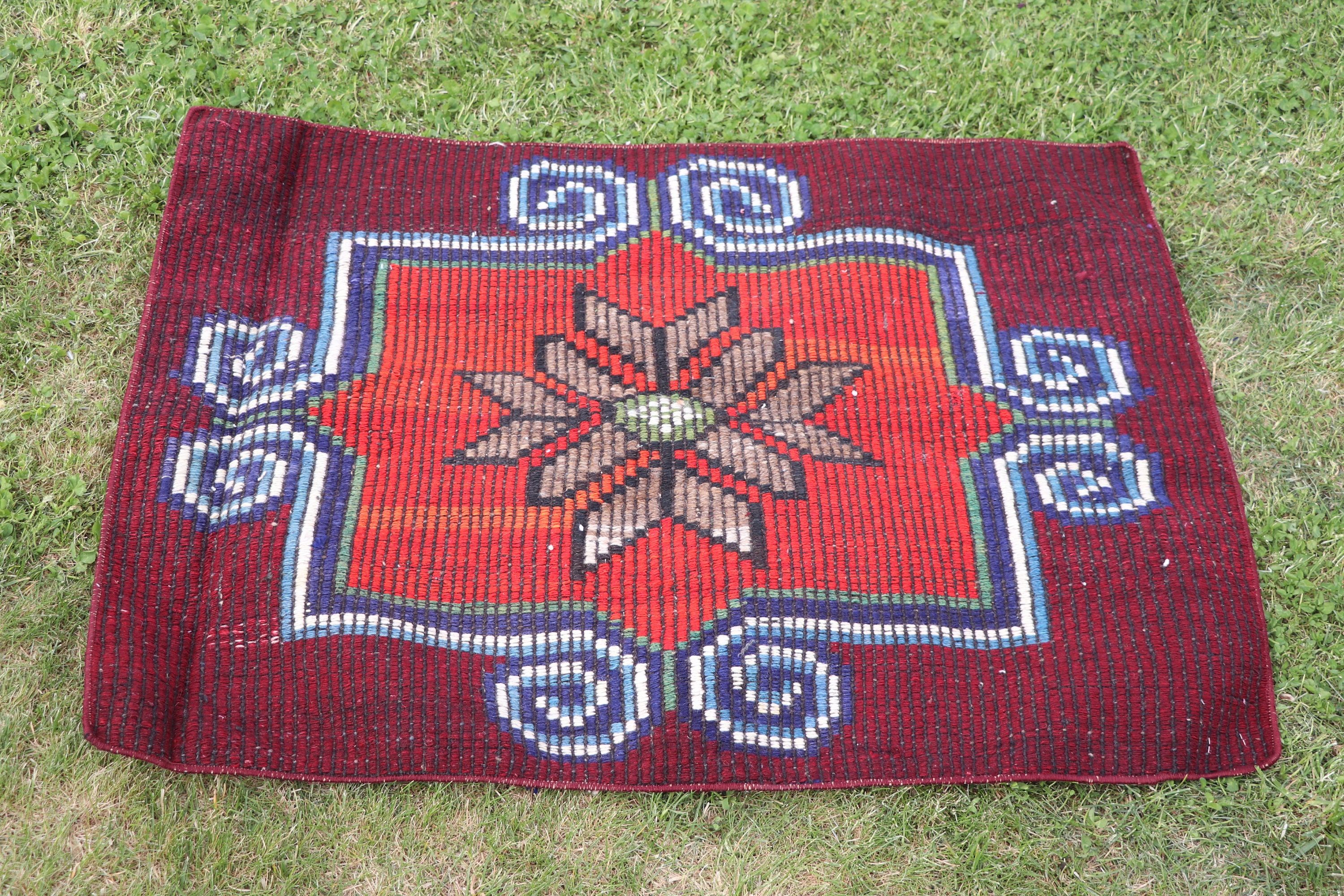 Vintage Halılar, Mutfak Halısı, Türk Halıları, Kilim, Yer Halısı, Kabile Halıları, Kırmızı Soğuk Halı, Oryantal Halı, 2.3x3 ft Küçük Halı, Duvar Asılı Halılar