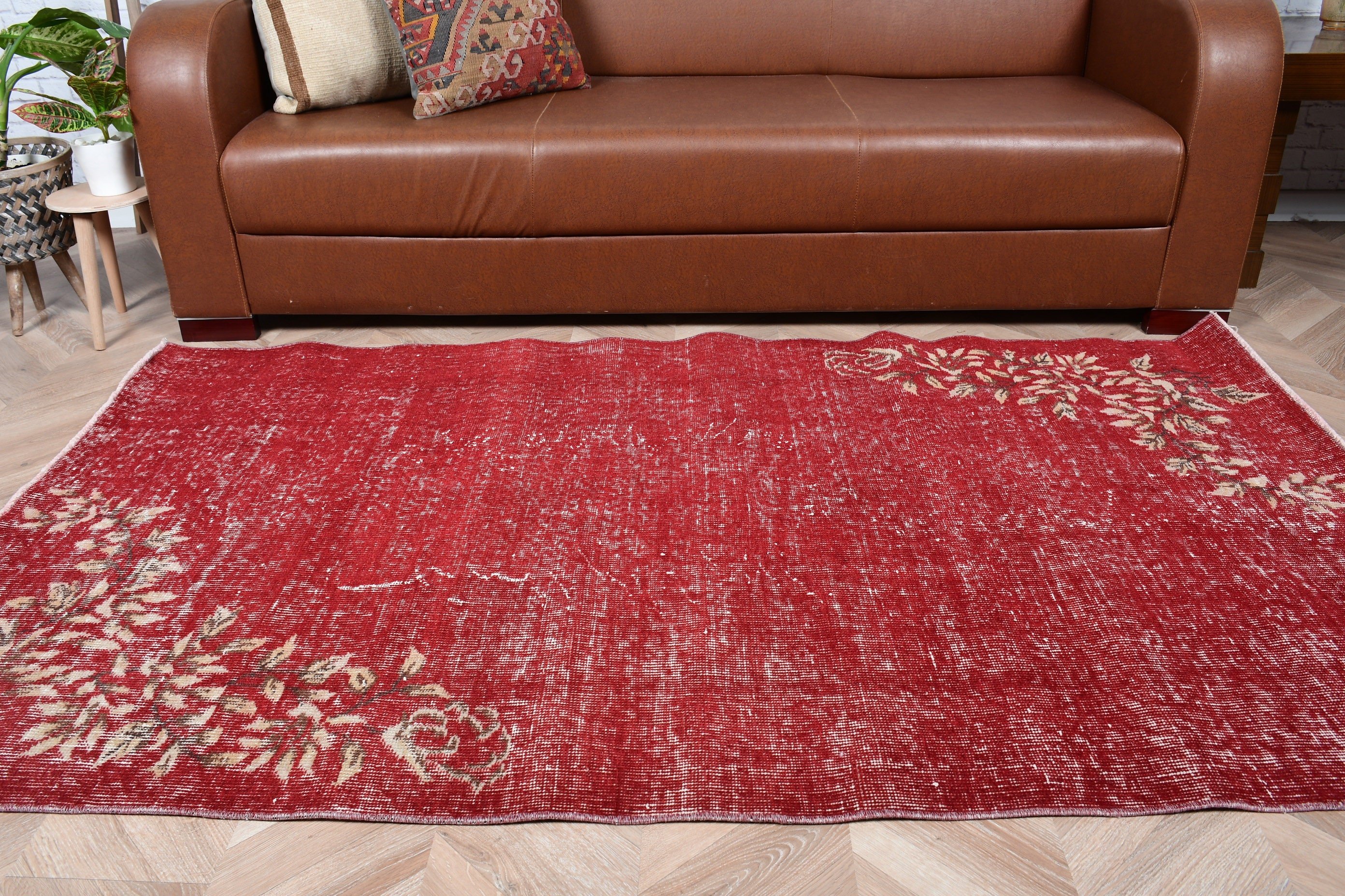 Red Moroccan Rug, Entry Rug, Rugs for Bedroom, Turkish Rug, Anatolian Rugs, 3.6x6.4 ft Accent Rug, Floor Rug, Vintage Rug, Bedroom Rug