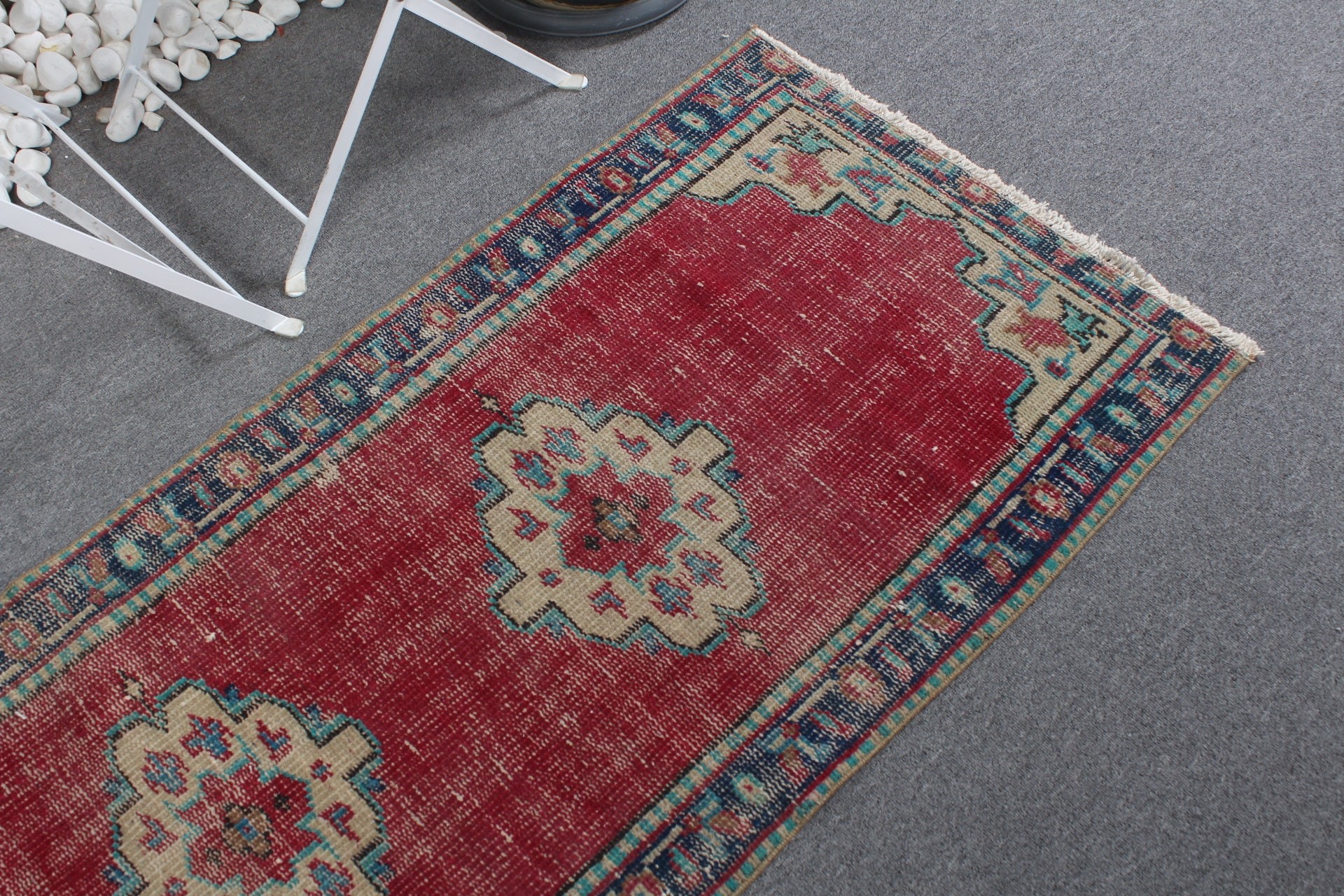 Eclectic Rug, Red Oriental Rug, 2.2x5.3 ft Small Rugs, Bedroom Rugs, Turkish Rug, Wall Hanging Rug, Oushak Rugs, Vintage Rugs