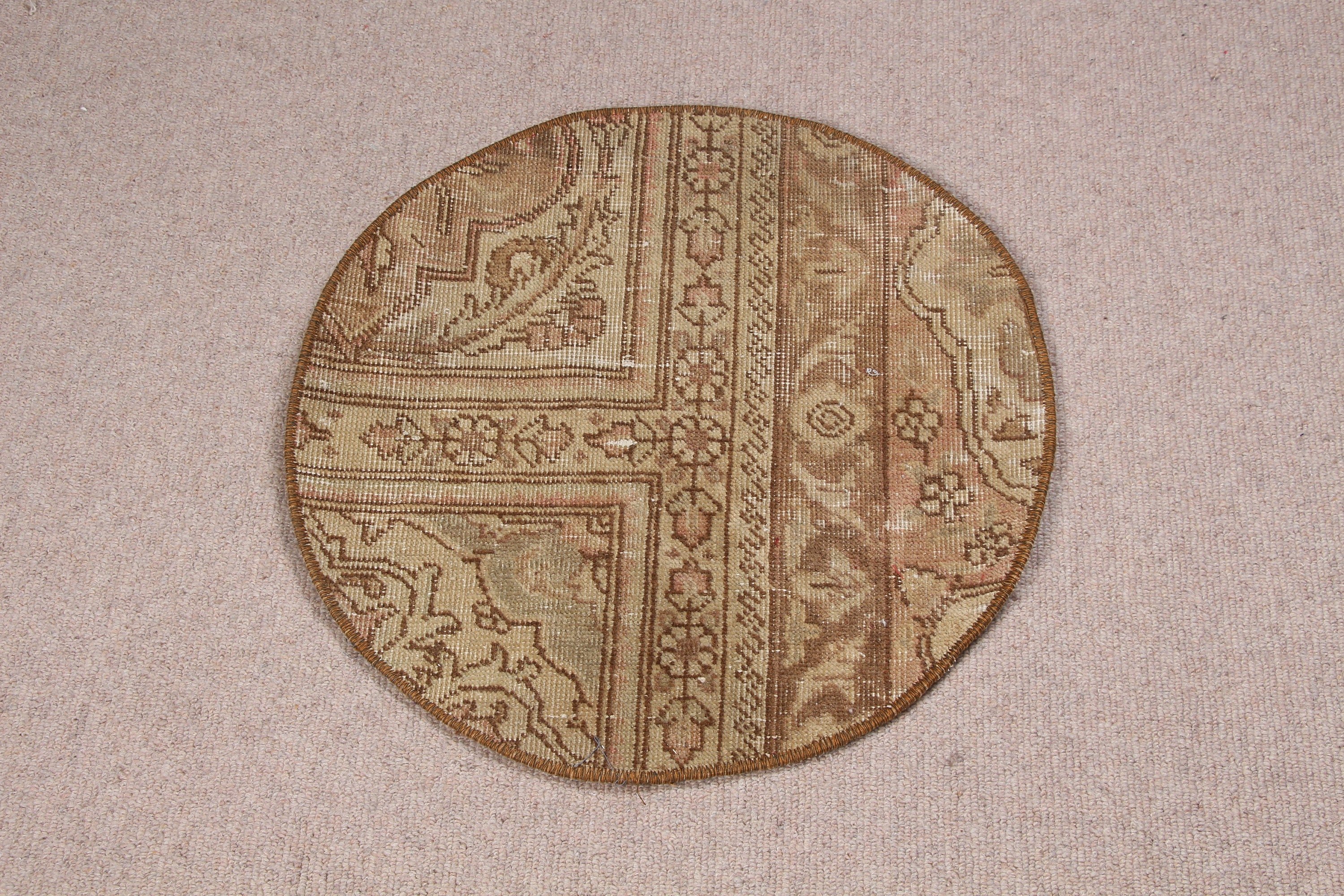 Vintage Halı, Eski Halı, Ev Dekorasyonu Halısı, Oushak Halıları, Kapı Paspası Halıları, 1.7x1.7 ft Küçük Halılar, Türk Halıları, Kahverengi Yatak Odası Halıları, Banyo Halısı