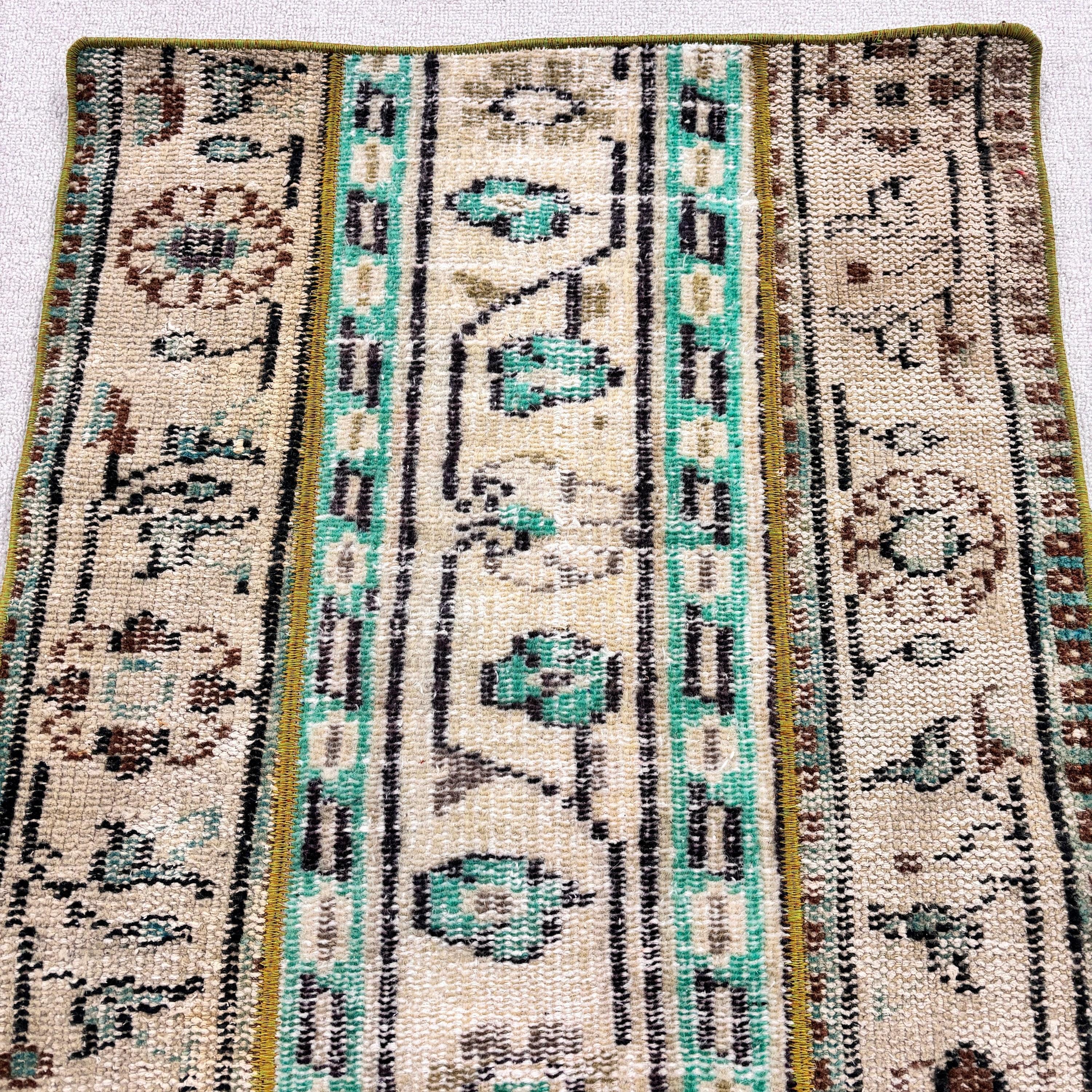 Banyo Halıları, Anadolu Halıları, Yeşil Geometrik Halılar, Küçük Boho Halıları, Türk Halıları, Vintage Halı, 2x3,7 ft Küçük Halı, Mutfak Halısı