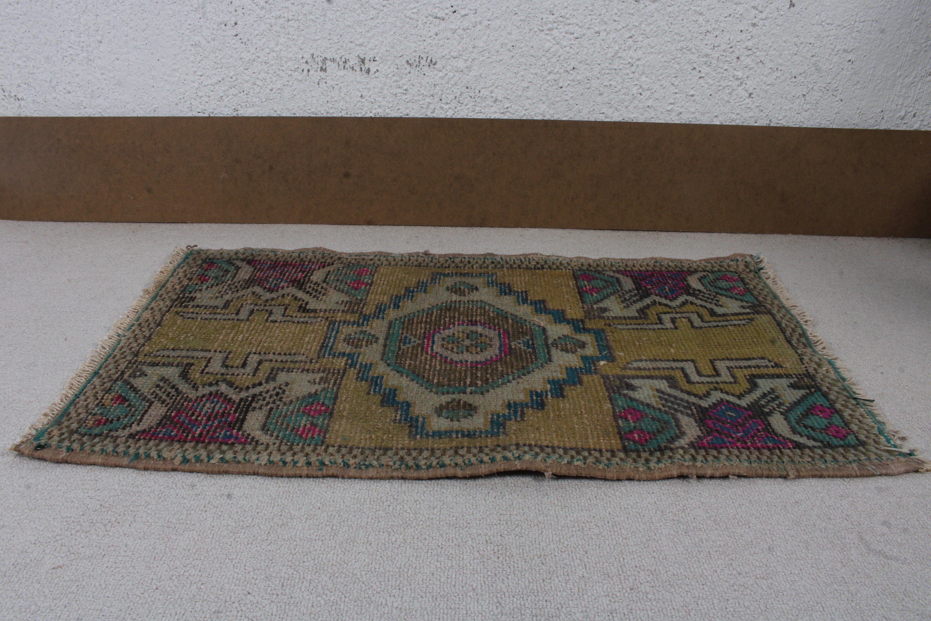 Duvara Asılı Halı, 1.6x2.8 ft Küçük Halı, Yeşil Nötr Halılar, Türk Halıları, Oryantal Halı, Vintage Halılar, Boho Halı, Geometrik Halı, Banyo Halısı