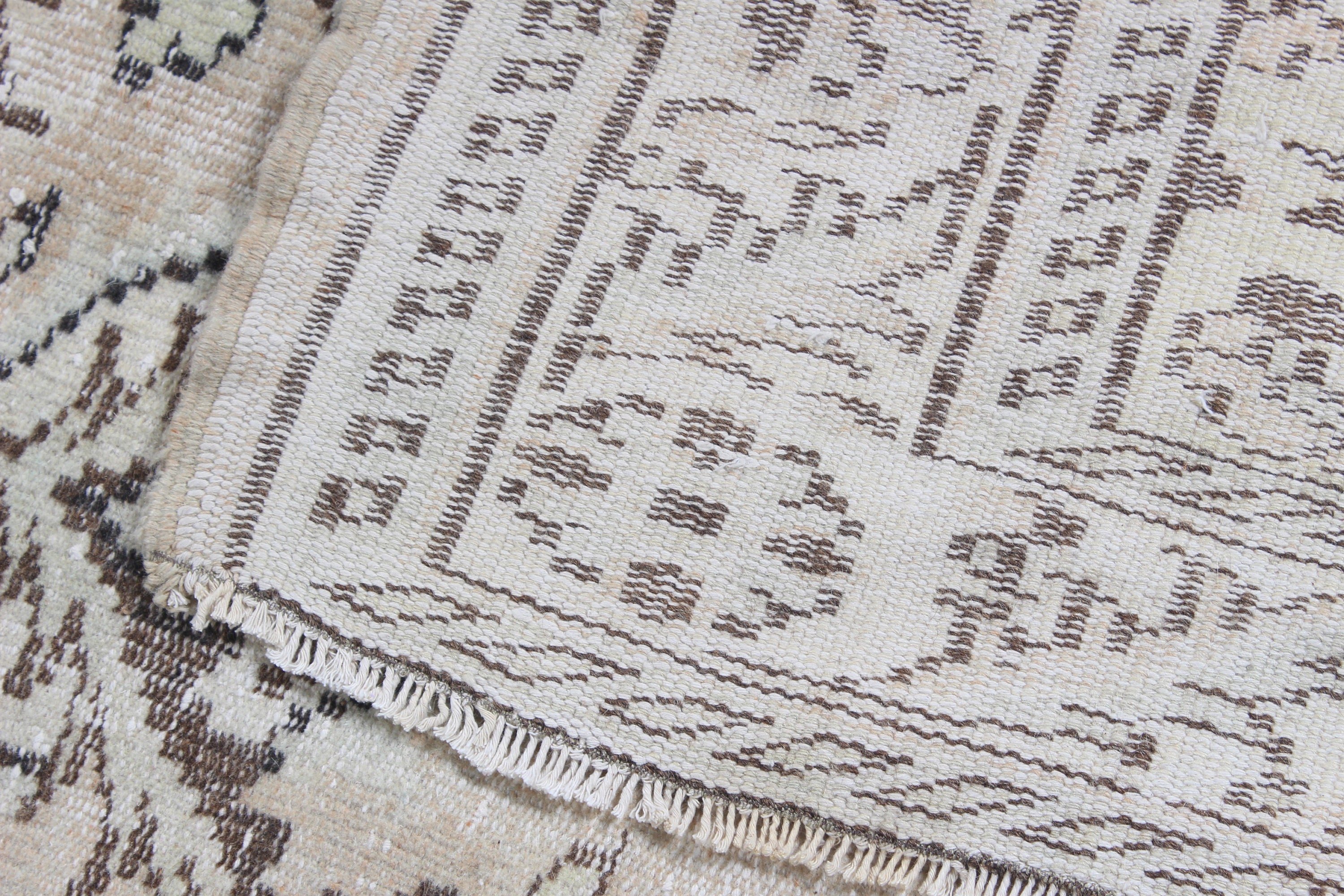 Beige Luxury Rug, Large Oushak Rugs, Vintage Rug, 5.5x8.8 ft Large Rugs, Antique Rugs, Organic Rugs, Salon Rug, Boho Rug, Turkish Rug