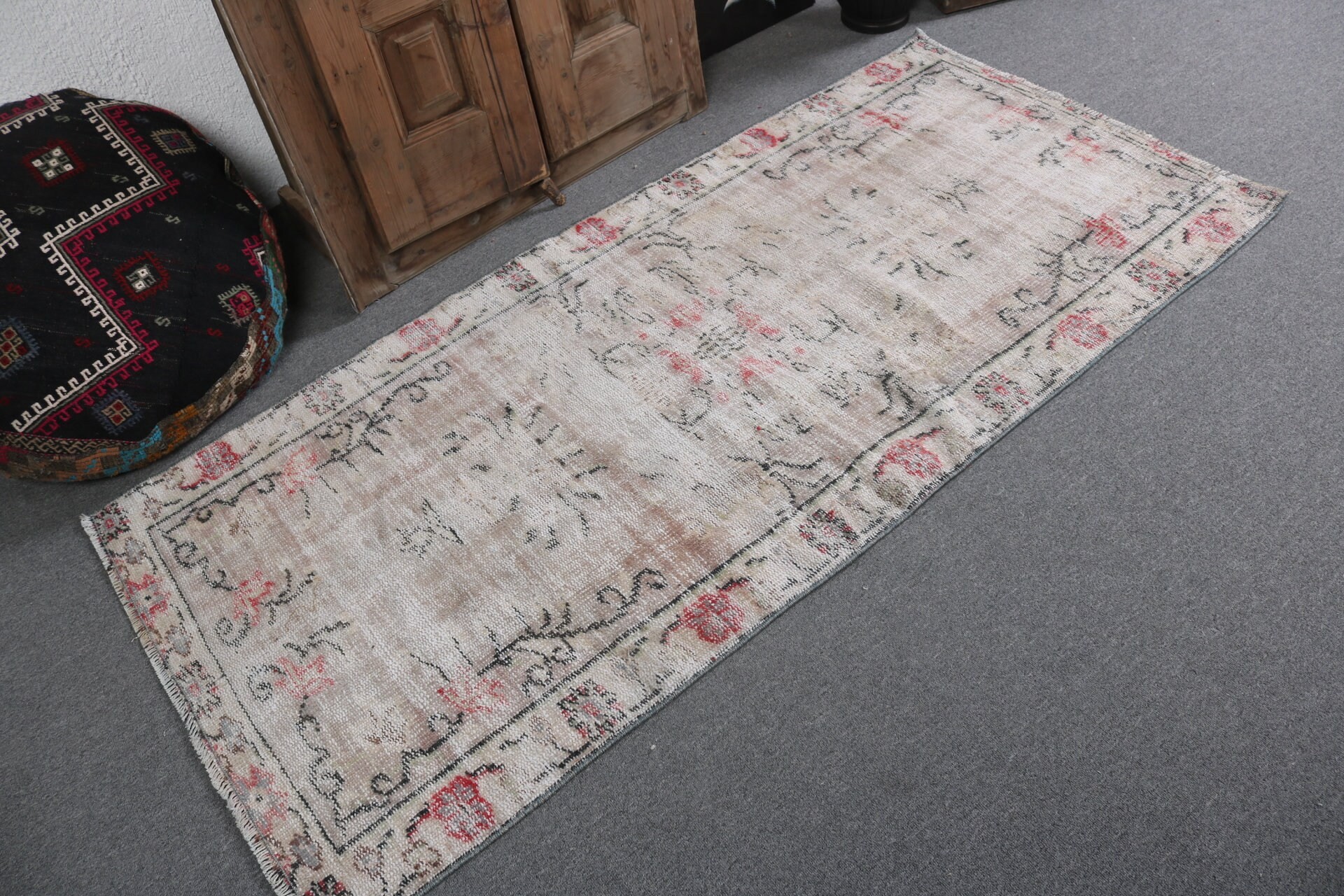 Bej Anadolu Halıları, Çocuk Halıları, Soğuk Halı, Türk Halısı, Oryantal Halı, Çocuk Odası Halıları, Yatak Odası Halıları, Vintage Halılar, 3x6.4 ft Accent Halı