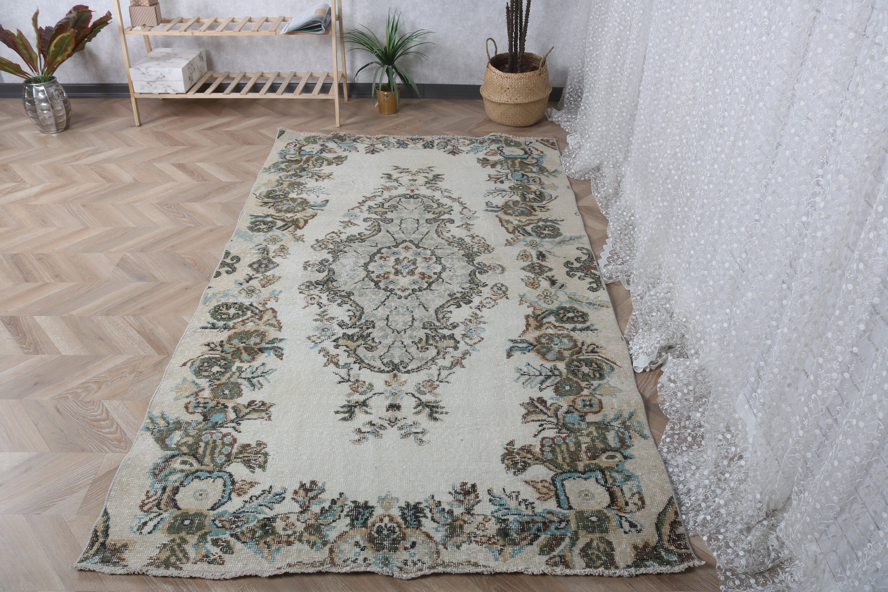 Vintage Rug, Rugs for Area, Indoor Rugs, Bedroom Rugs, Beige Luxury Rugs, Anatolian Rug, 4.3x7.7 ft Area Rugs, Turkish Rugs, Wool Rug