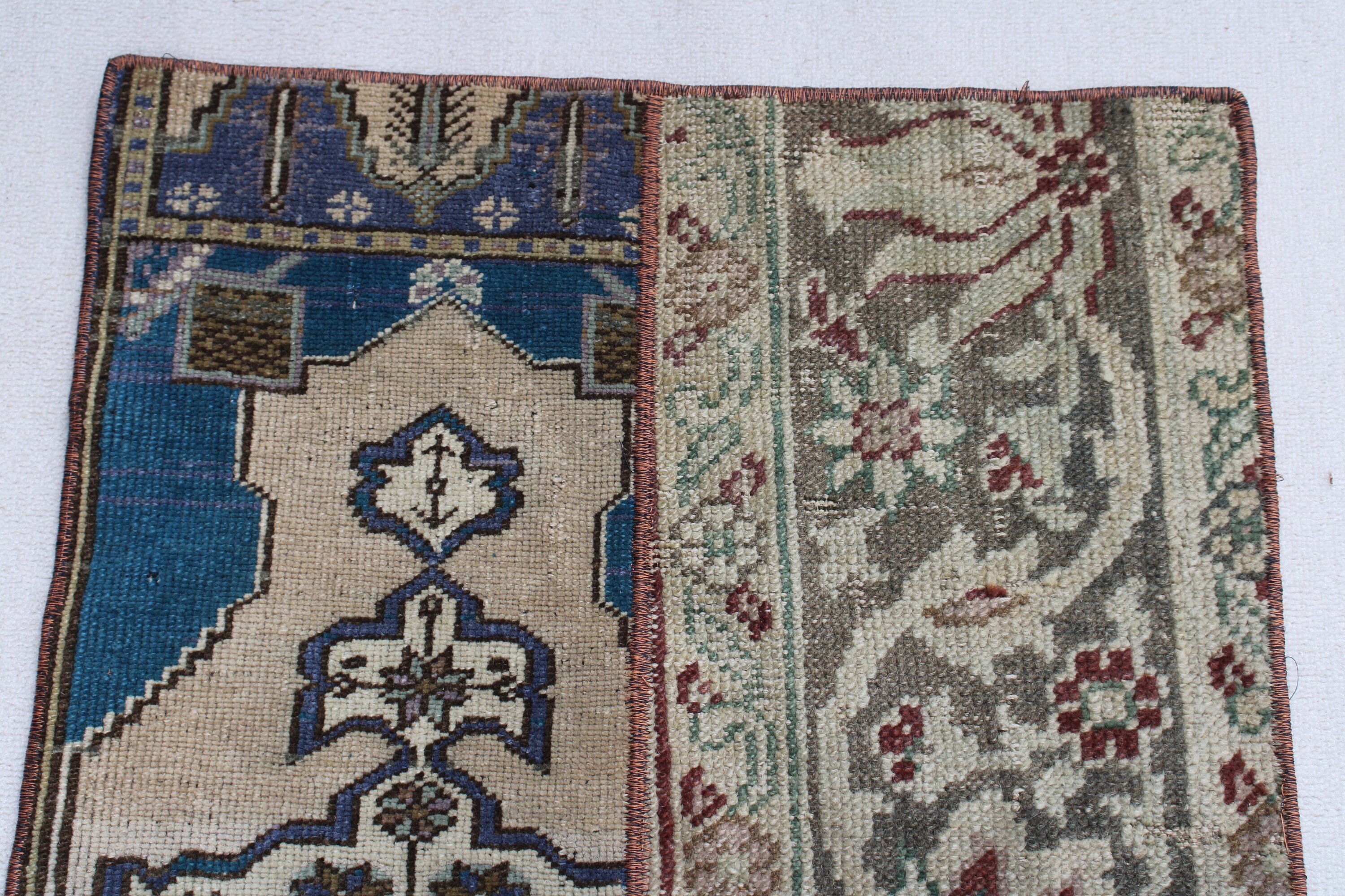 Vintage Halı, Havalı Halı, Banyo Halıları, 2x3,5 ft Küçük Halı, Kapı Paspası Halıları, Yeşil Oushak Halı, Türk Halıları, Yatak Odası Halısı, Mutfak Halıları