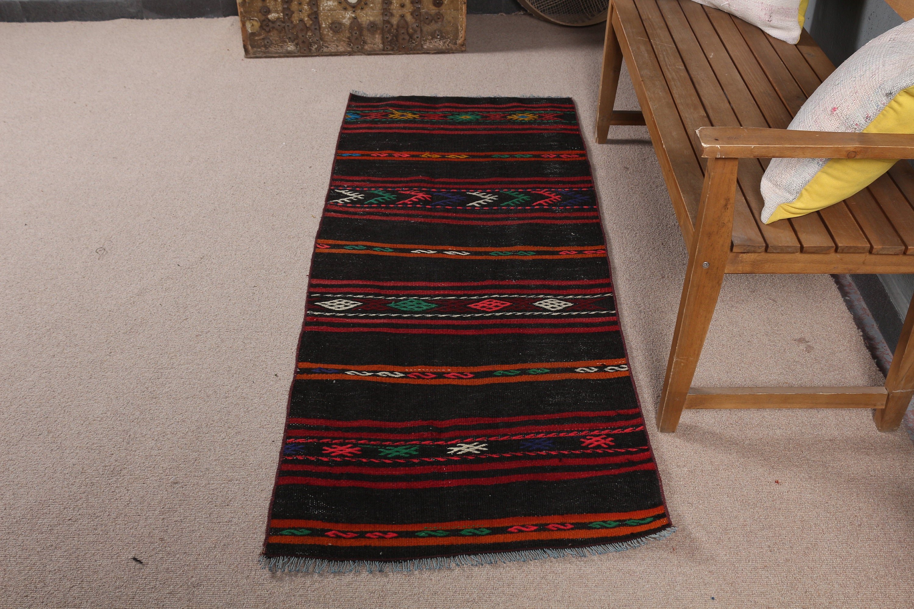 Antika Halı, 2.3x5.9 ft Yolluk Halı, Koridor Halısı, Yurt Halısı, Oushak Halısı, Vintage Halı, Siyah Yatak Odası Halısı, Mutfak Halıları, Türk Halısı, Kilim