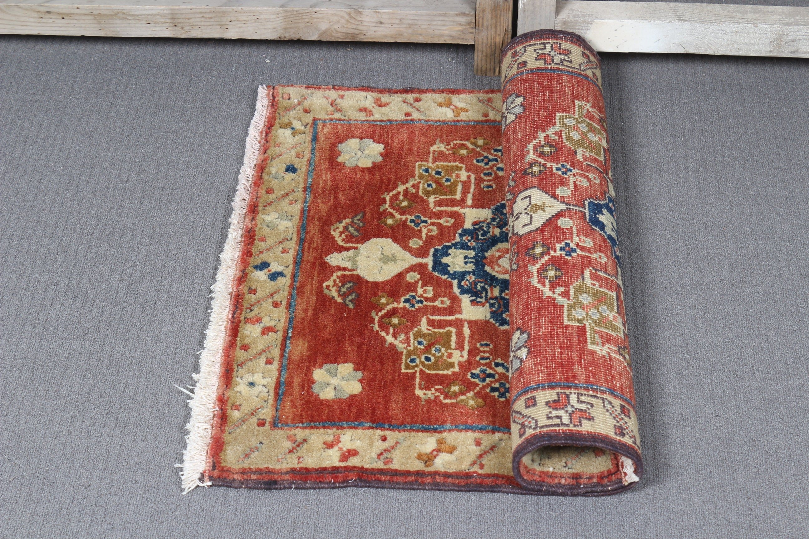 Bedroom Rug, Rugs for Entry, Vintage Rug, Car Mat Rug, 2.8x2.3 ft Small Rug, Turkish Rug, Floor Rug, Red Home Decor Rugs, Entry Rug