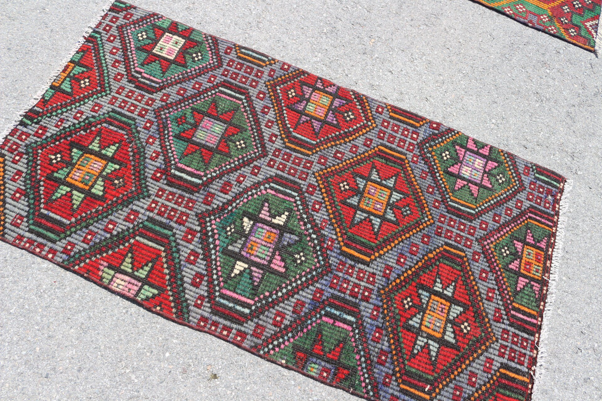 Çocuk Halısı, 2.8x5.2 ft Küçük Halı, El Dokuma Halı, Vintage Halı, Kilim, Antika Halı, Yer Halıları, Türk Halısı, Giriş Halısı, Yeşil Oushak Halı