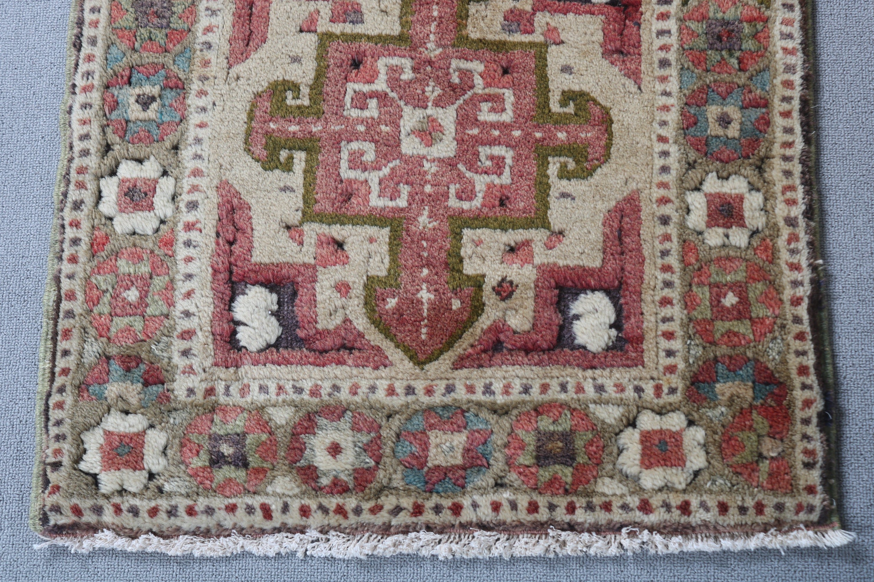 Türk Halıları, Anadolu Halısı, 2x2,1 ft Küçük Halı, Eski Halı, Yeşil Fas Halıları, Kapı Paspası Halıları, Vintage Halı, Duvara Asılı Halılar