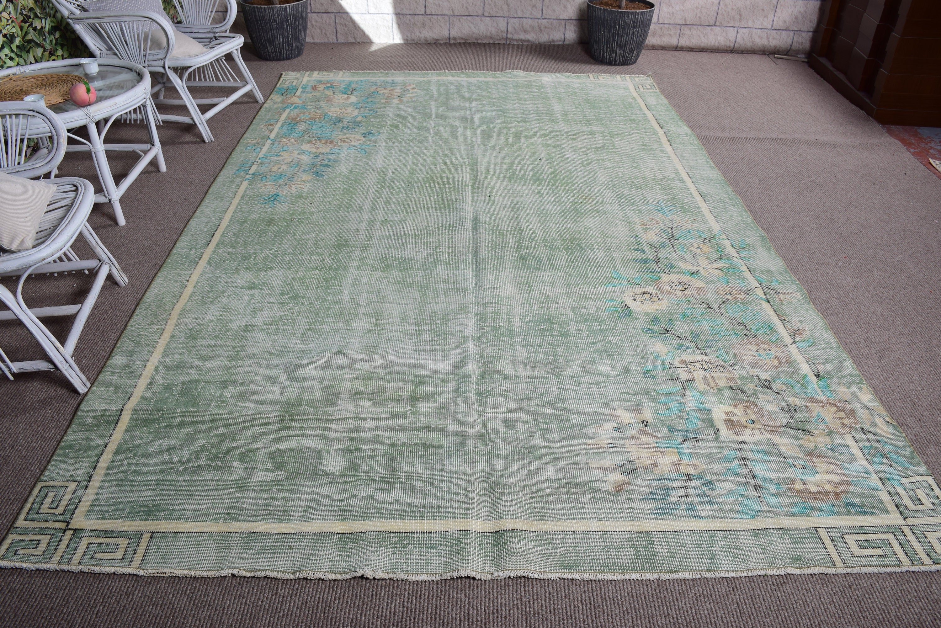 Turkish Rug, Vintage Rug, Oversize Vintage Rug, Green Antique Rug, 7x10.7 ft Oversize Rugs, Living Room Rug, Oushak Rugs, Anatolian Rug