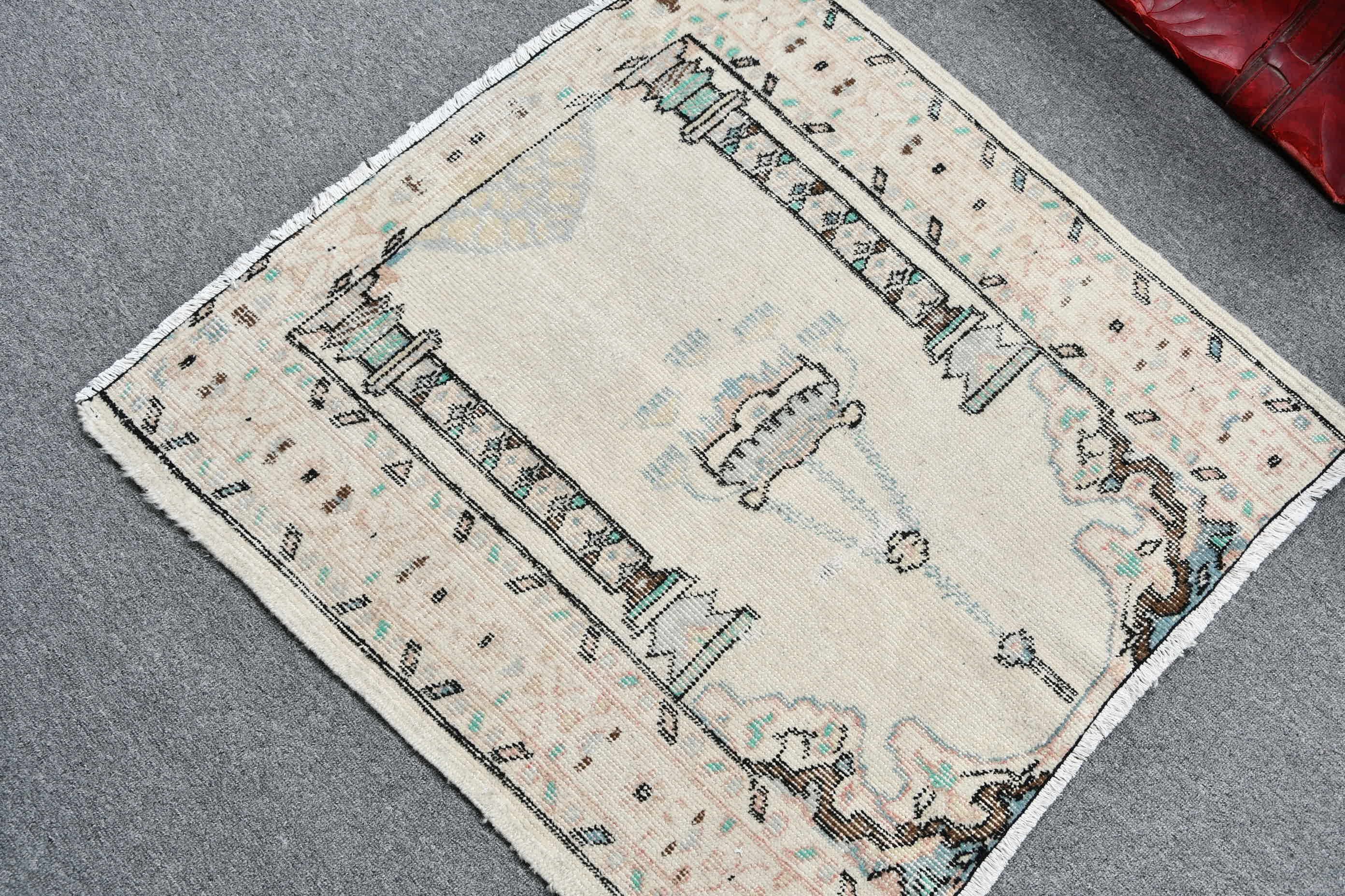 Beige Moroccan Rug, Entry Rugs, Vintage Rugs, Car Mat Rug, Decorative Rugs, Kitchen Rug, Turkish Rug, Antique Rug, 2.9x2.8 ft Small Rugs