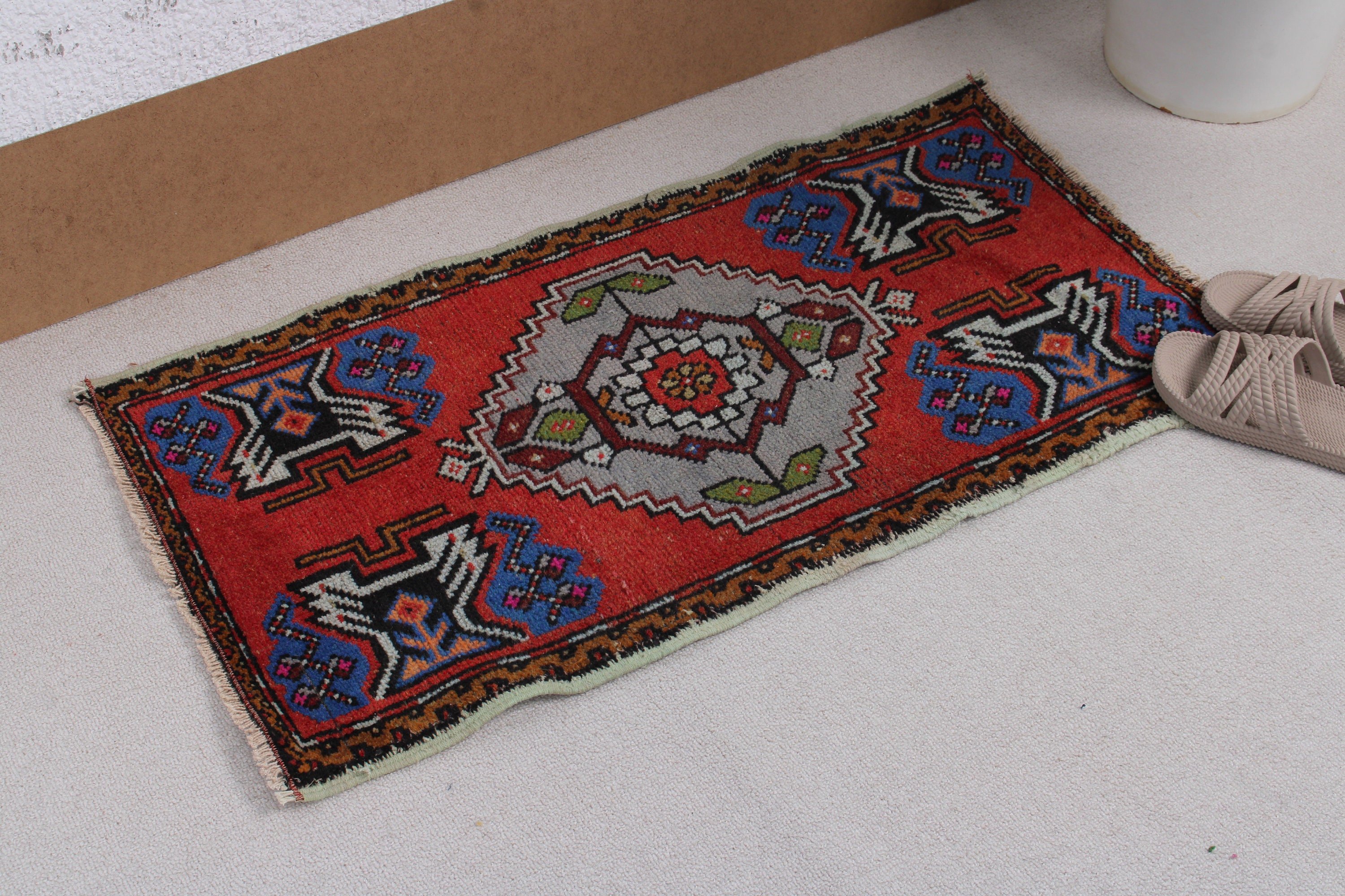 Küçük Alan Halıları, Türk Halıları, Vintage Halılar, Dekoratif Halılar, Mutfak Halıları, Soğuk Halı, 1.7x3.1 ft Küçük Halı, Kırmızı Geometrik Halı, Fas Halısı