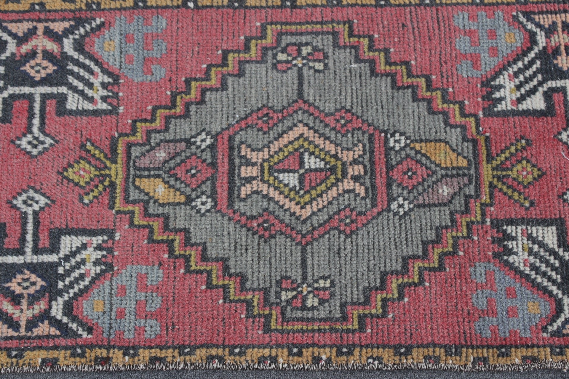 Fas Halıları, 1.5x2.9 ft Küçük Halı, Giriş Halıları, Soğuk Halı, Kırmızı Yer Halıları, Banyo Halıları, Araba Paspas Halıları, Türk Halıları, Vintage Halılar