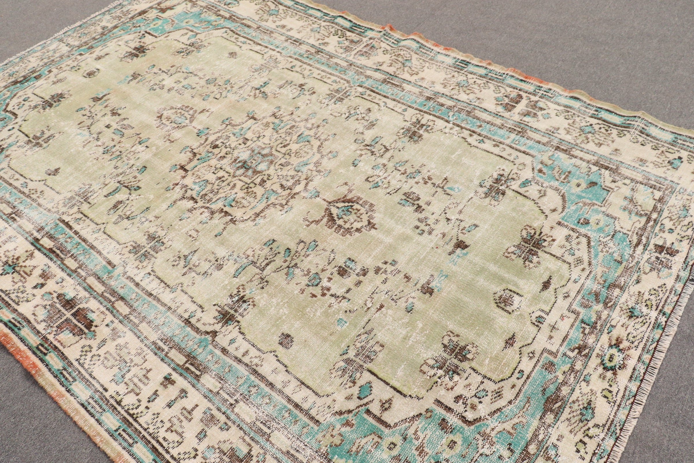 Living Room Rug, Vintage Rug, Bedroom Rugs, 6.2x8.7 ft Large Rug, Kitchen Rugs, Wool Rugs, Rugs for Salon, Green Oushak Rug, Turkish Rug