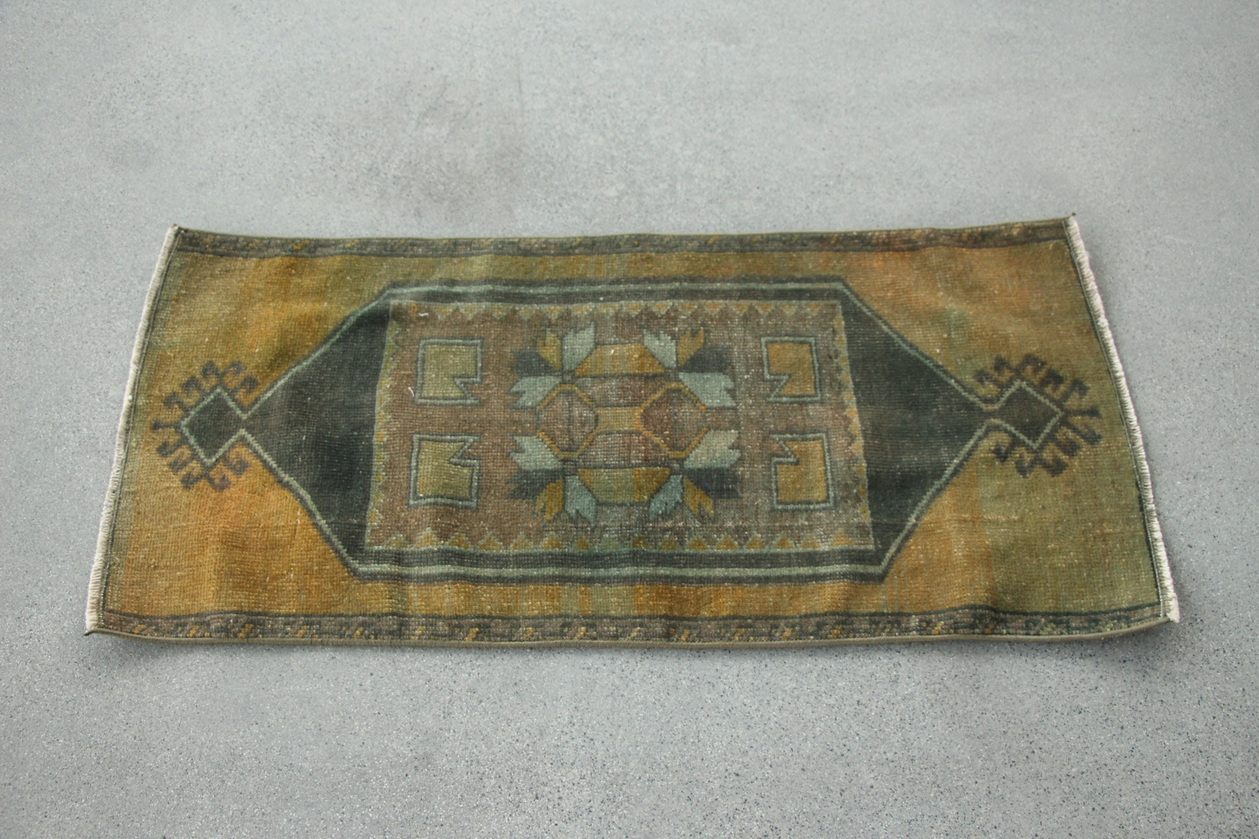 Anadolu Halısı, Fas Halıları, Giriş Halıları, Vintage Halı, Küçük Boho Halıları, Türk Halıları, 1.6x3.3 ft Küçük Halılar, Yeşil İfade Halıları