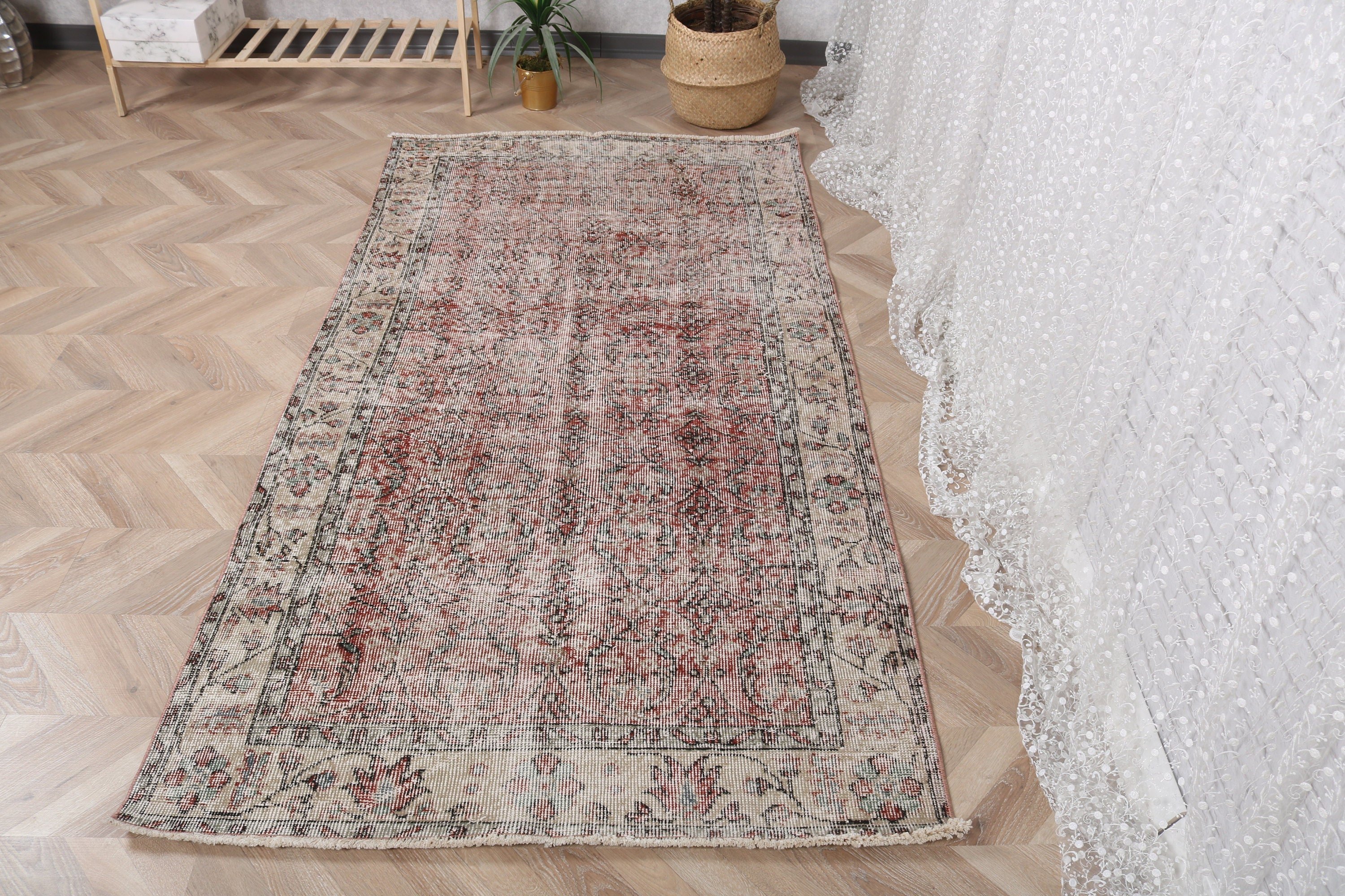 Vintage Halılar, 3.6x7 ft Alan Halıları, Açıklama Halıları, Türk Halıları, Yemek Odası Halıları, Kırmızı Açıklama Halıları, Oturma Odası Halıları, Geometrik Halılar