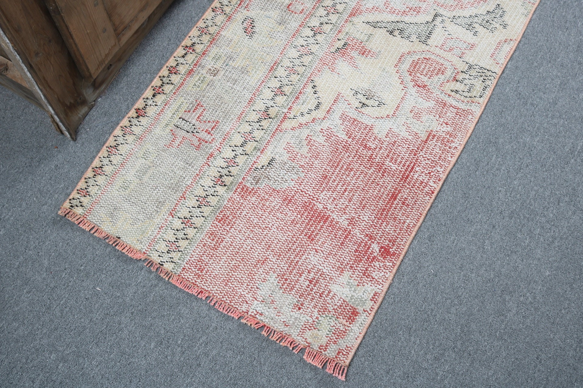 Küçük Vintage Halı, Türk Halıları, Kabile Halıları, Araba Paspas Halıları, Yatak Odası Halıları, Kırmızı 2x3.5 ft Küçük Halı, Vintage Halı, Bildiri Halısı