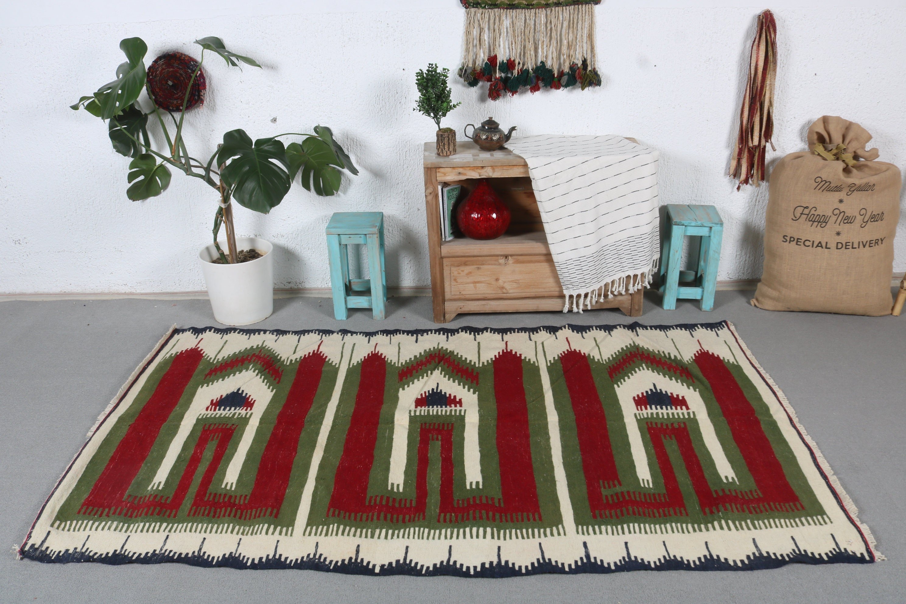 Red Wool Rug, Turkish Rugs, Indoor Rug, Kitchen Rug, Rugs for Floor, Kilim, 4x7.1 ft Area Rug, Anatolian Rug, Vintage Rug