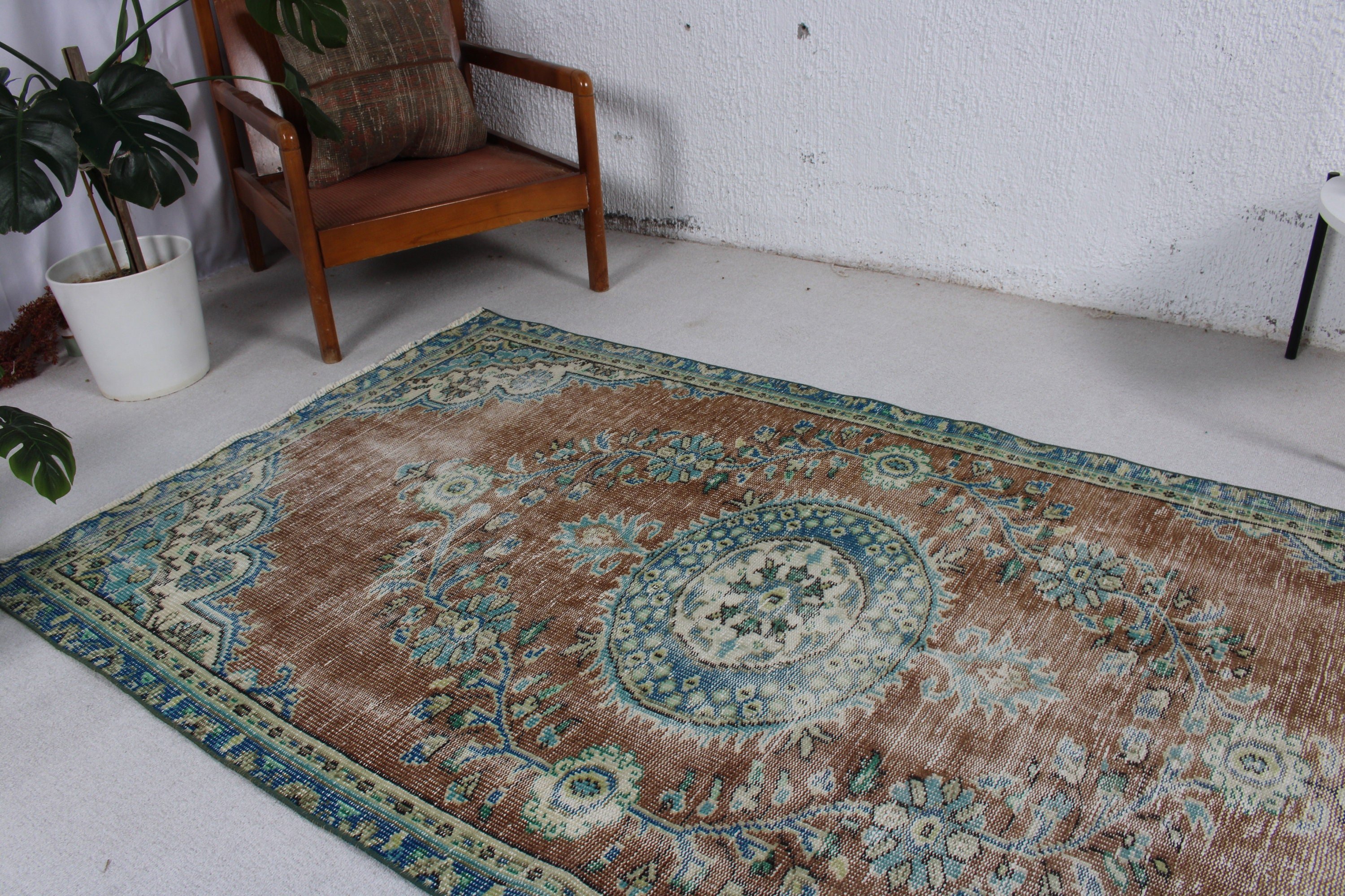 Turkish Rug, Brown Statement Rug, 3.9x7 ft Area Rugs, Vintage Area Rug, Bedroom Rugs, Vintage Rugs, Dining Room Rugs