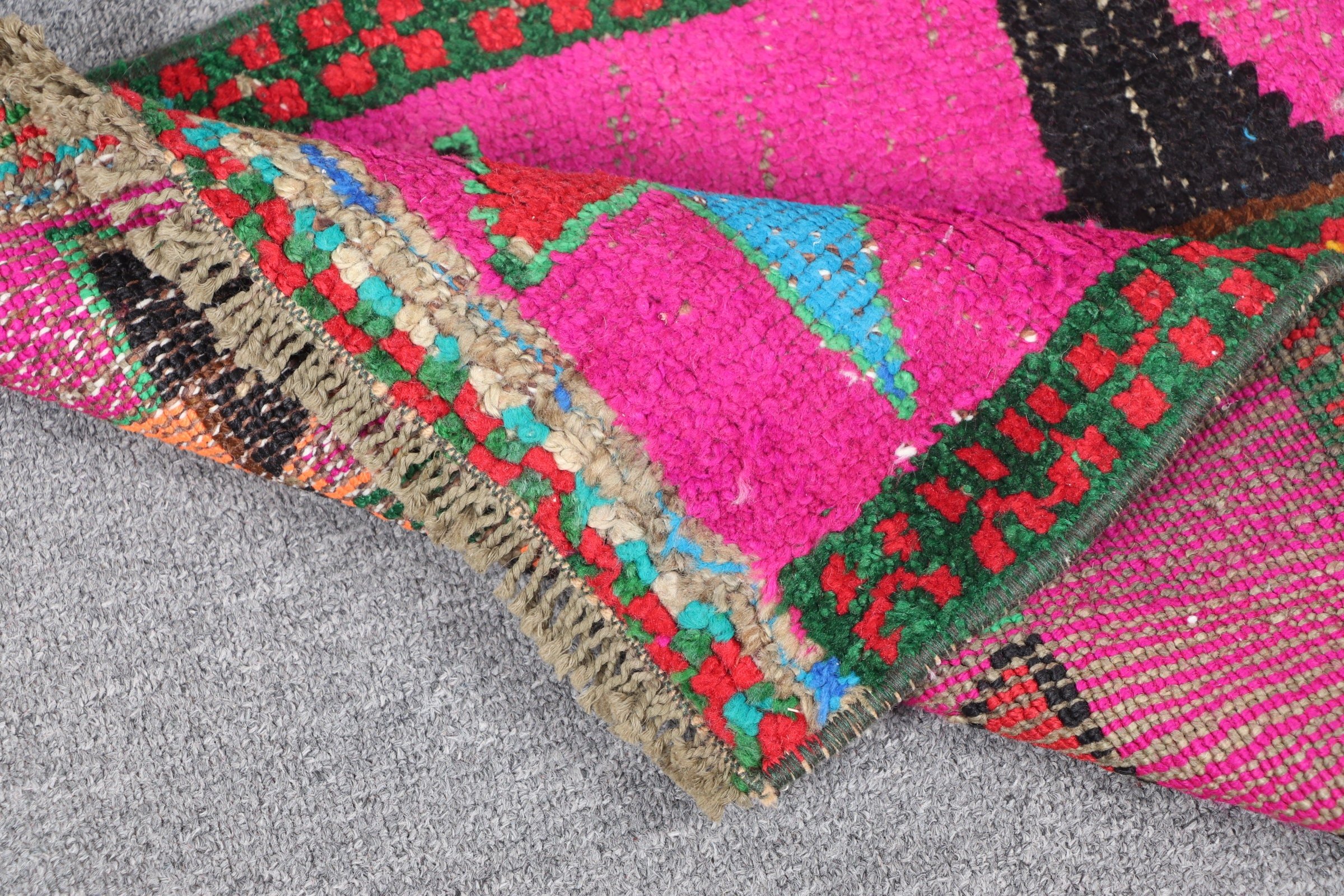 Turkish Rug, Moroccan Rug, Anatolian Rug, Abstract Rug, Vintage Rug, Pink Anatolian Rug, Wall Hanging Rug, Entry Rug, 1.4x2.7 ft Small Rug