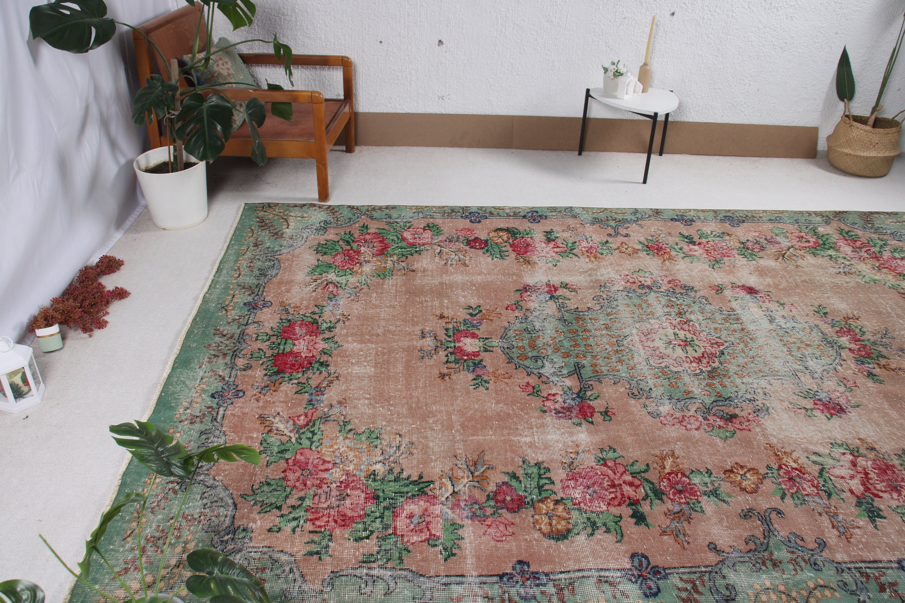 Brown Anatolian Rug, 7x10.4 ft Oversize Rug, Oushak Rugs, Oversize Turkish Rug, Turkish Rugs, Kitchen Rug, Dining Room Rugs, Vintage Rugs