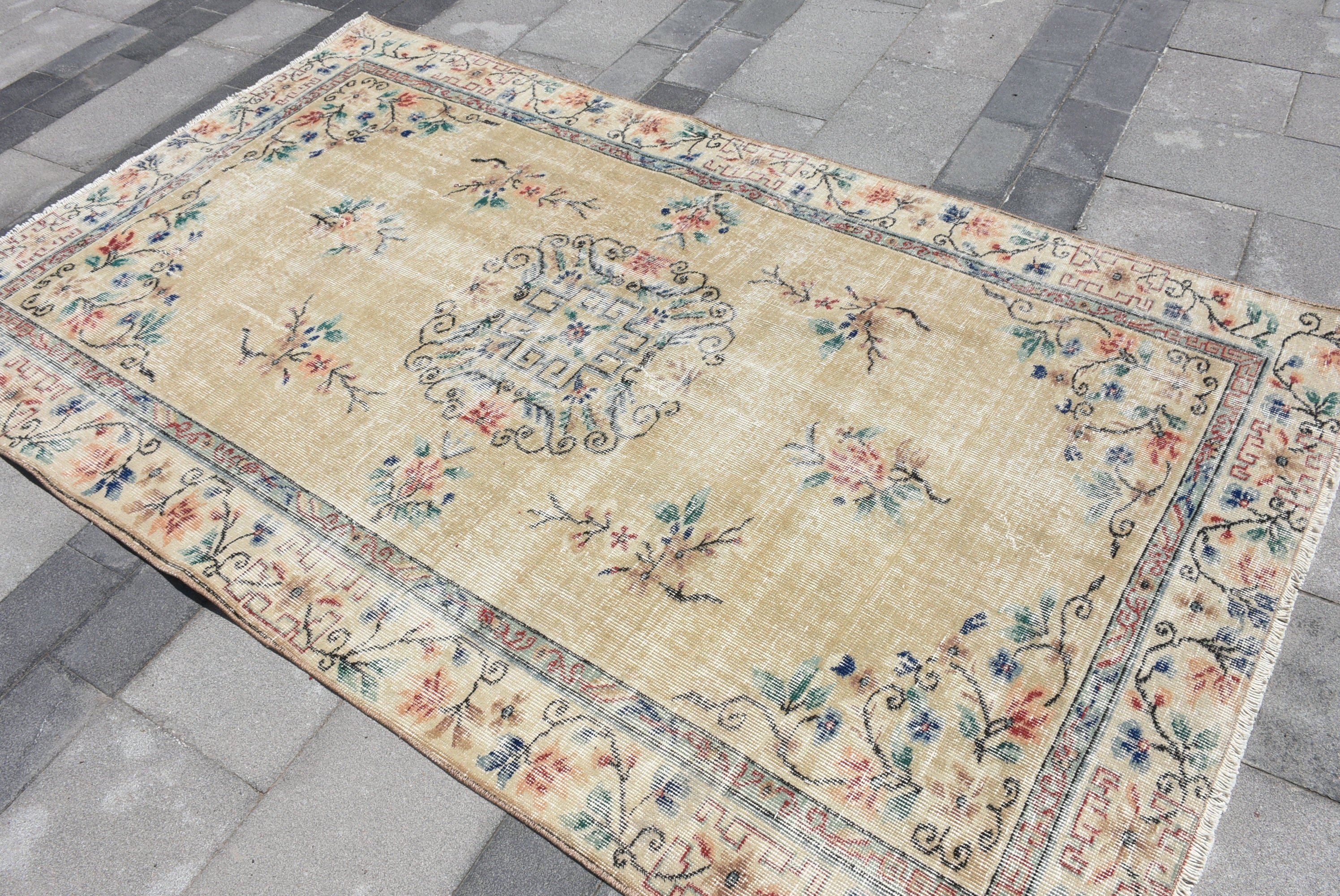 Beige Bedroom Rug, Living Room Rugs, 4.9x8.2 ft Large Rugs, Salon Rug, Vintage Rug, Home Decor Rugs, Turkish Rugs, Pale Rugs