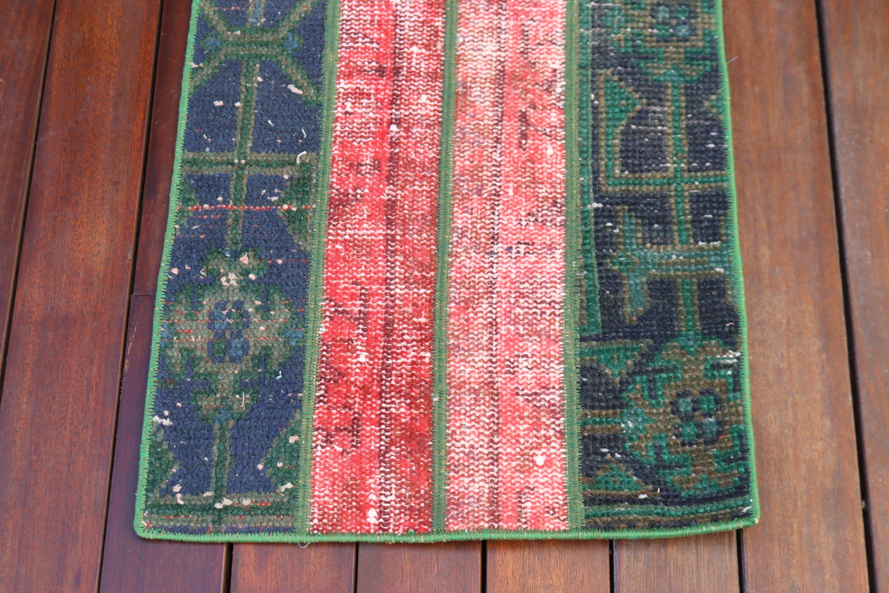 Green Bedroom Rug, Oushak Rug, Turkish Rug, Tribal Rug, Statement Rug, Vintage Rug, Small Vintage Rug, Car Mat Rug, 1.5x3 ft Small Rug