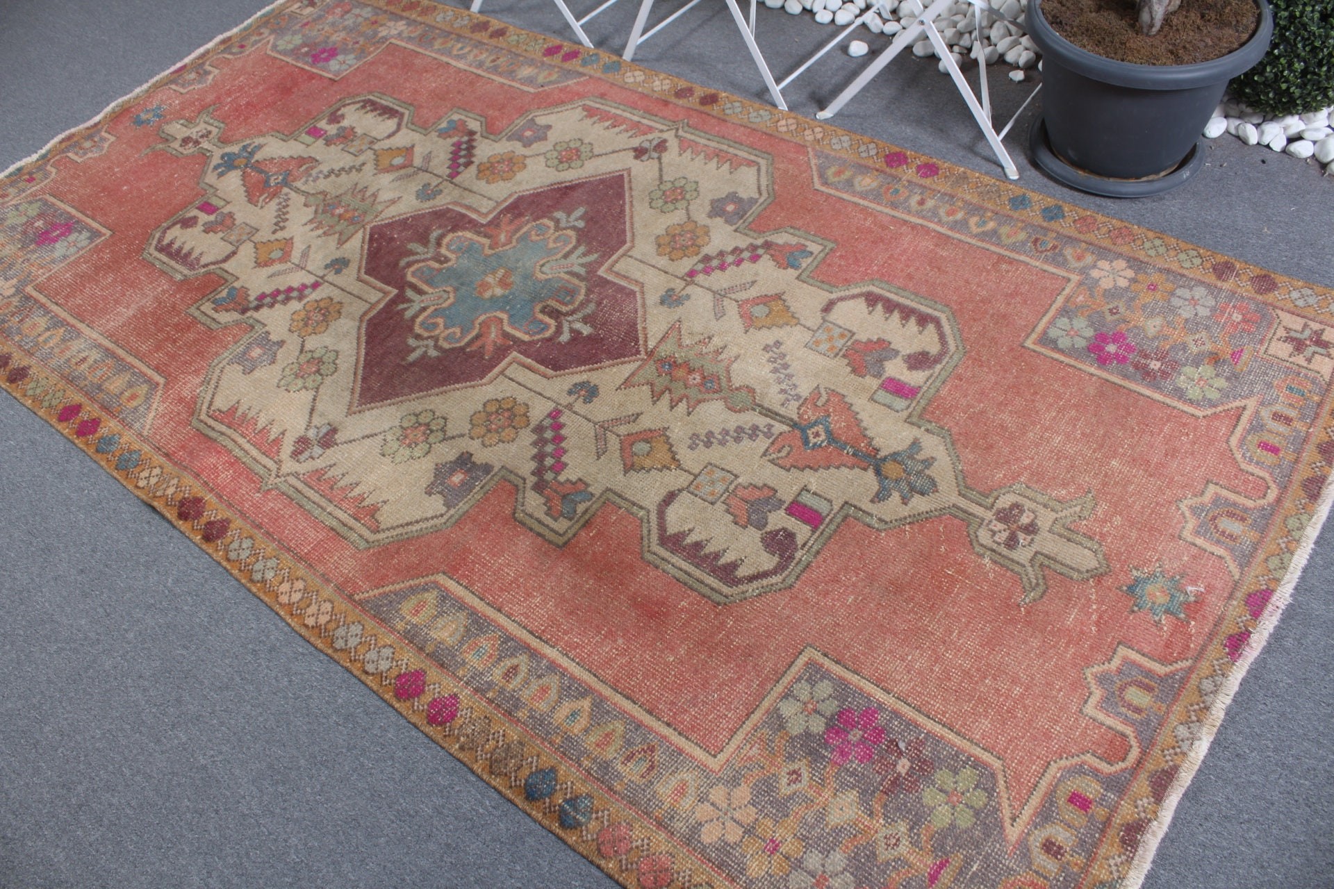 Vintage Rugs, Dining Room Rug, Muted Rug, Home Decor Rugs, 4.7x8.8 ft Large Rug, Salon Rugs, Turkish Rug, Red Cool Rug