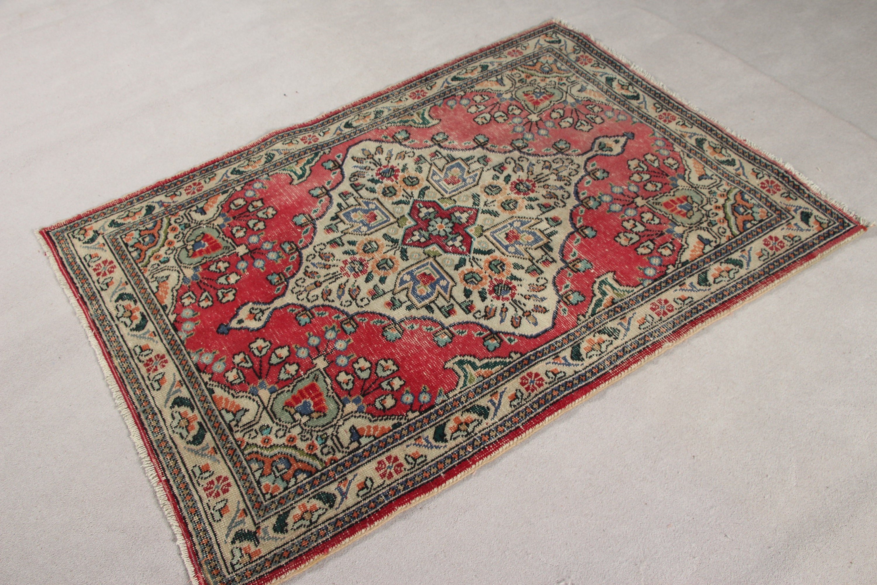 Floor Rug, 3.4x5 ft Accent Rug, Rugs for Kitchen, Red Oriental Rugs, Entry Rug, Turkish Rugs, Vintage Rug, Kitchen Rug, Bedroom Rugs