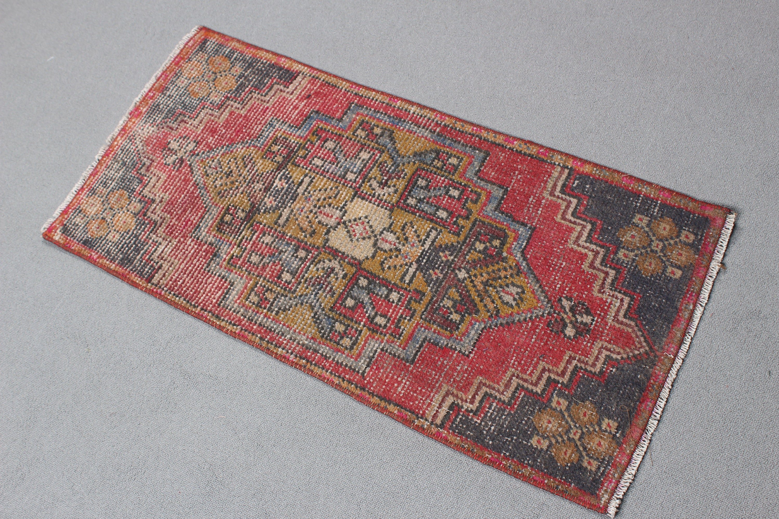 Vintage Rug, Entry Rug, Car Mat Rugs, Rugs for Bedroom, 1.5x3.1 ft Small Rugs, Red Boho Rugs, Home Decor Rugs, Turkish Rugs, Wool Rug