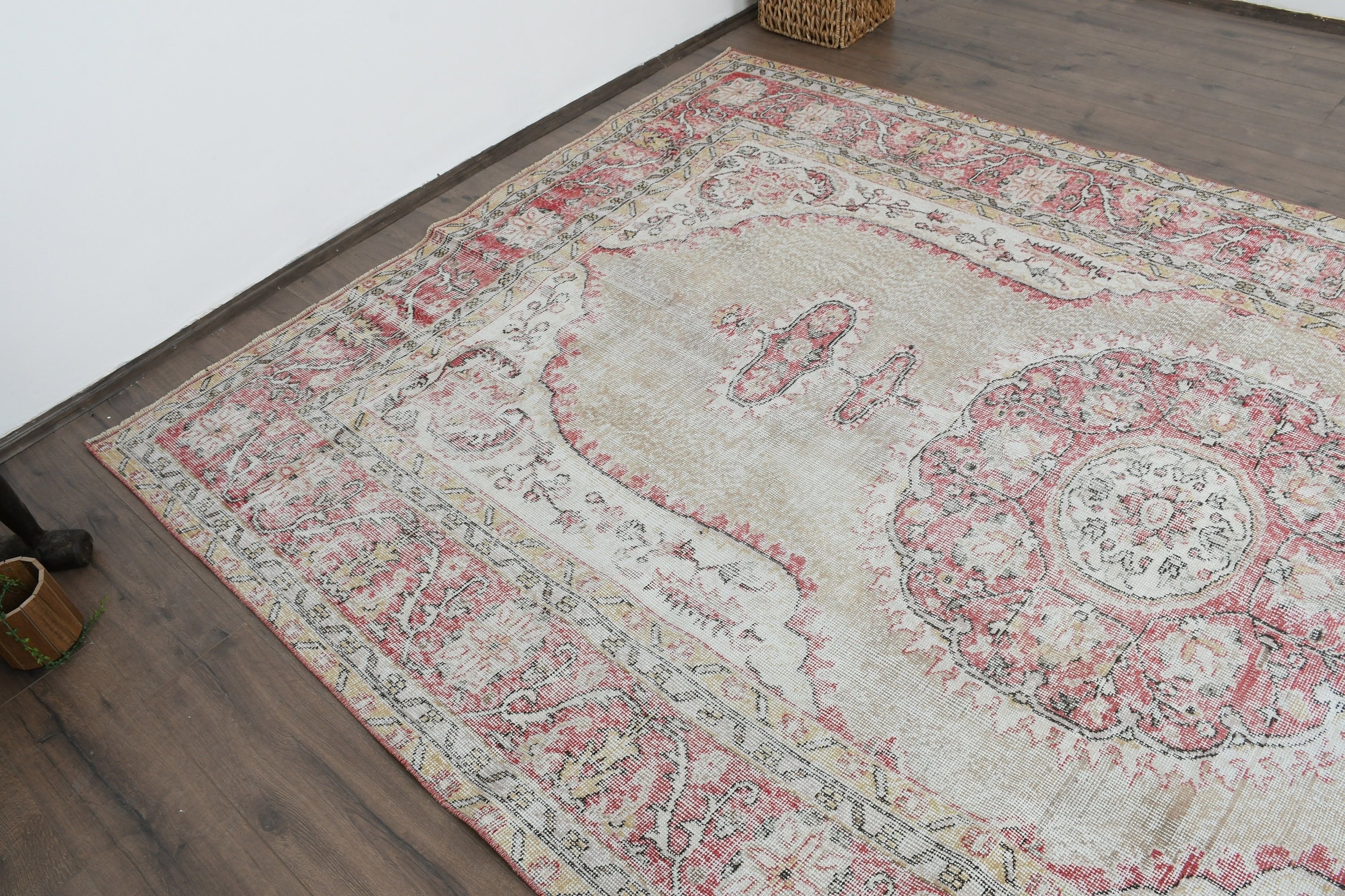 Vintage Rug, Turkish Rugs, Saloon Rugs, 6.9x11.1 ft Oversize Rug, Home Decor Rugs, Beige Bedroom Rug, Bedroom Rugs, Living Room Rug