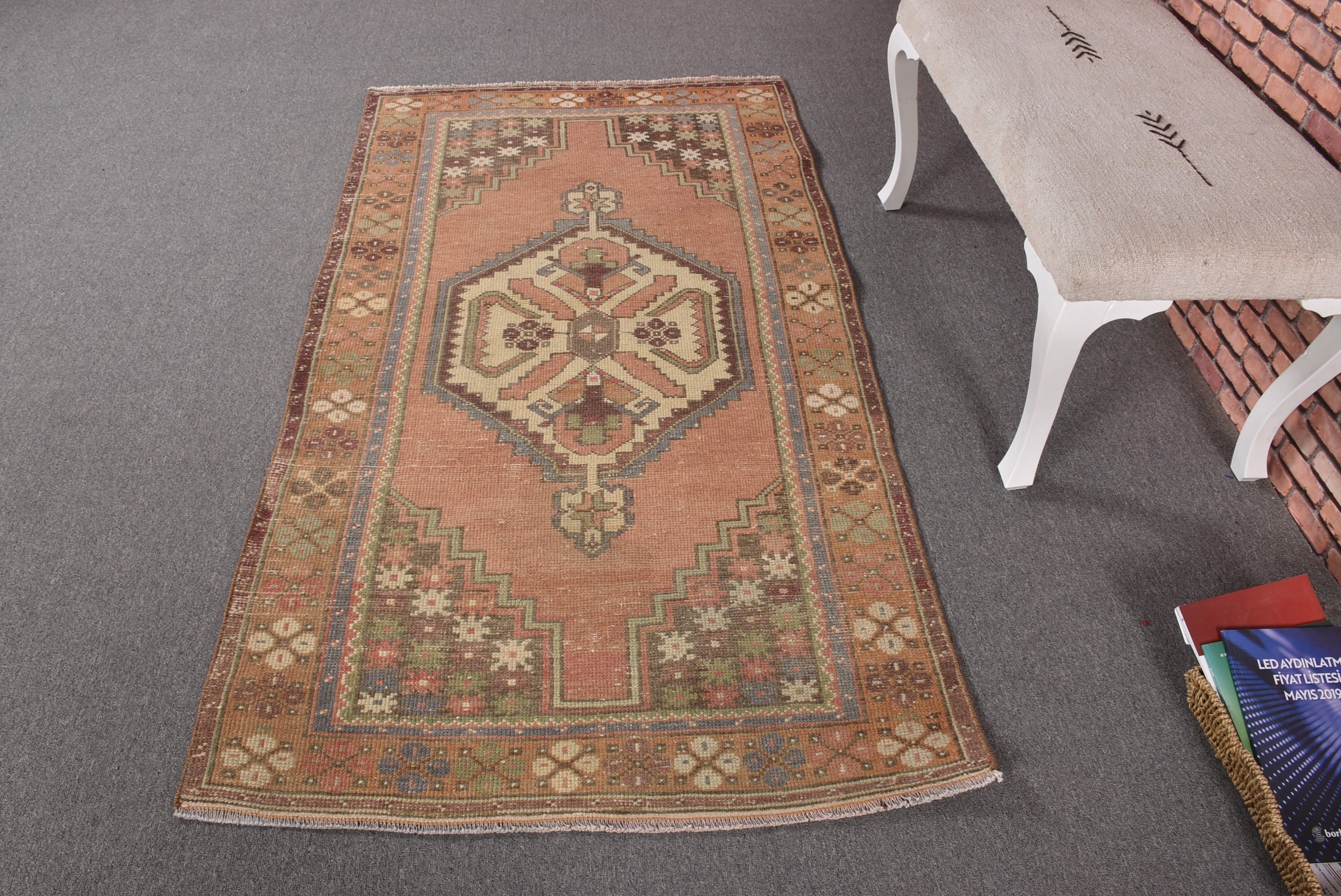 Vintage Halı, Türk Halıları, El Dokuma Halı, 3,3x6,4 ft Vurgulu Halı, Nötr Halı, Turuncu Antika Halılar, Vintage Vurgulu Halı, Boho Vurgulu Halı