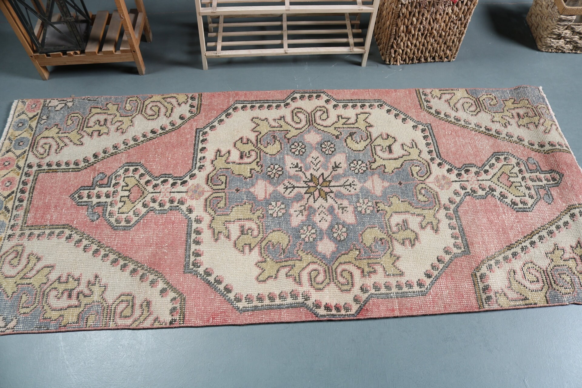Giriş Halısı, Türk Halısı, Soğuk Halı, Çocuk Halısı, 3x6,7 ft Accent Halısı, Yatak Odası Halısı, Yurt Halısı, Vintage Halılar, Giriş Halıları, Giriş Yolu Halıları