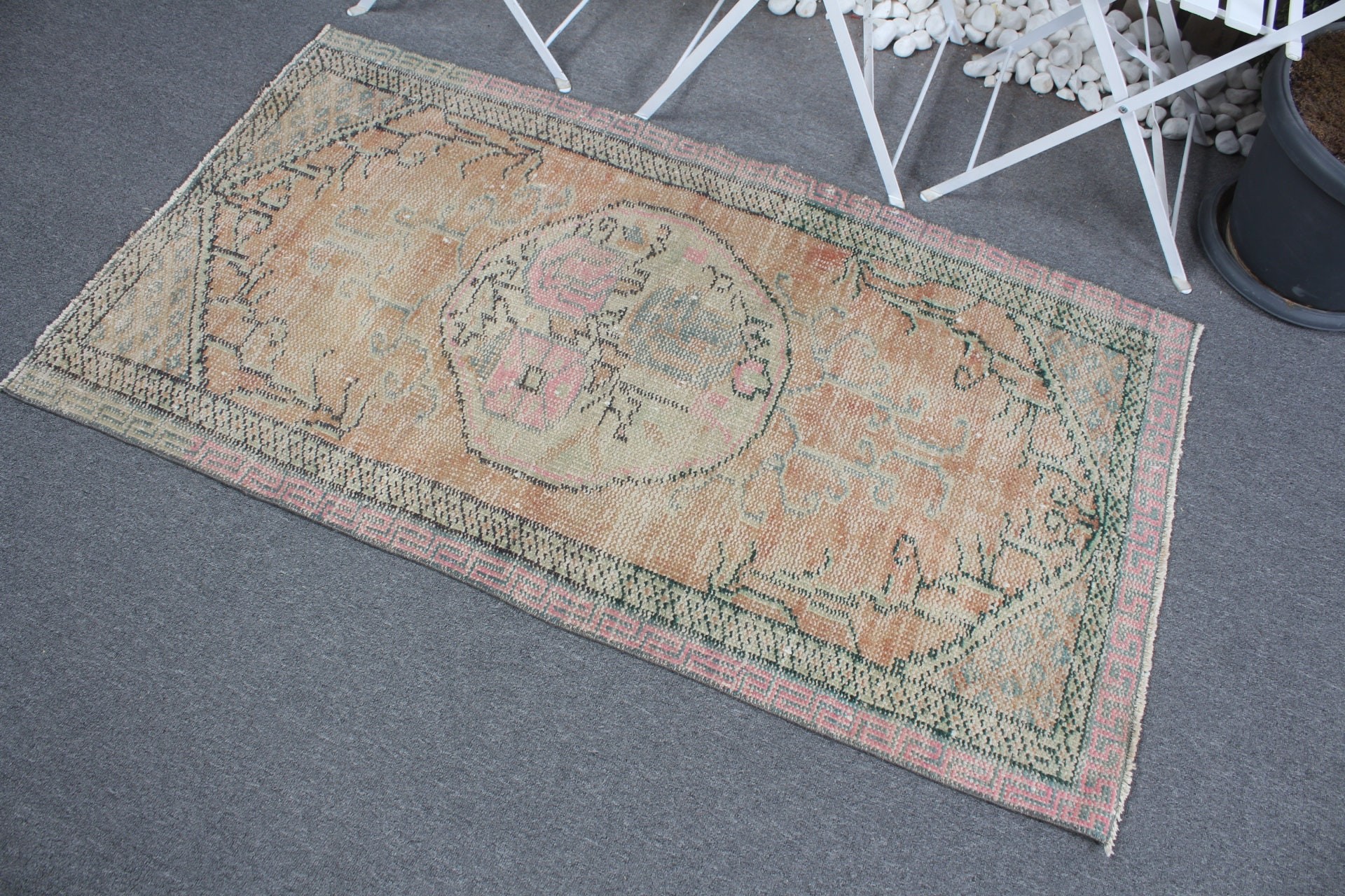 2.7x4.9 ft Küçük Halı, Giriş Kilimleri, Türk Halısı, Mutfak Halısı, Vintage Halı, Oushak Halısı, Banyo Halısı, Turuncu Anadolu Halısı