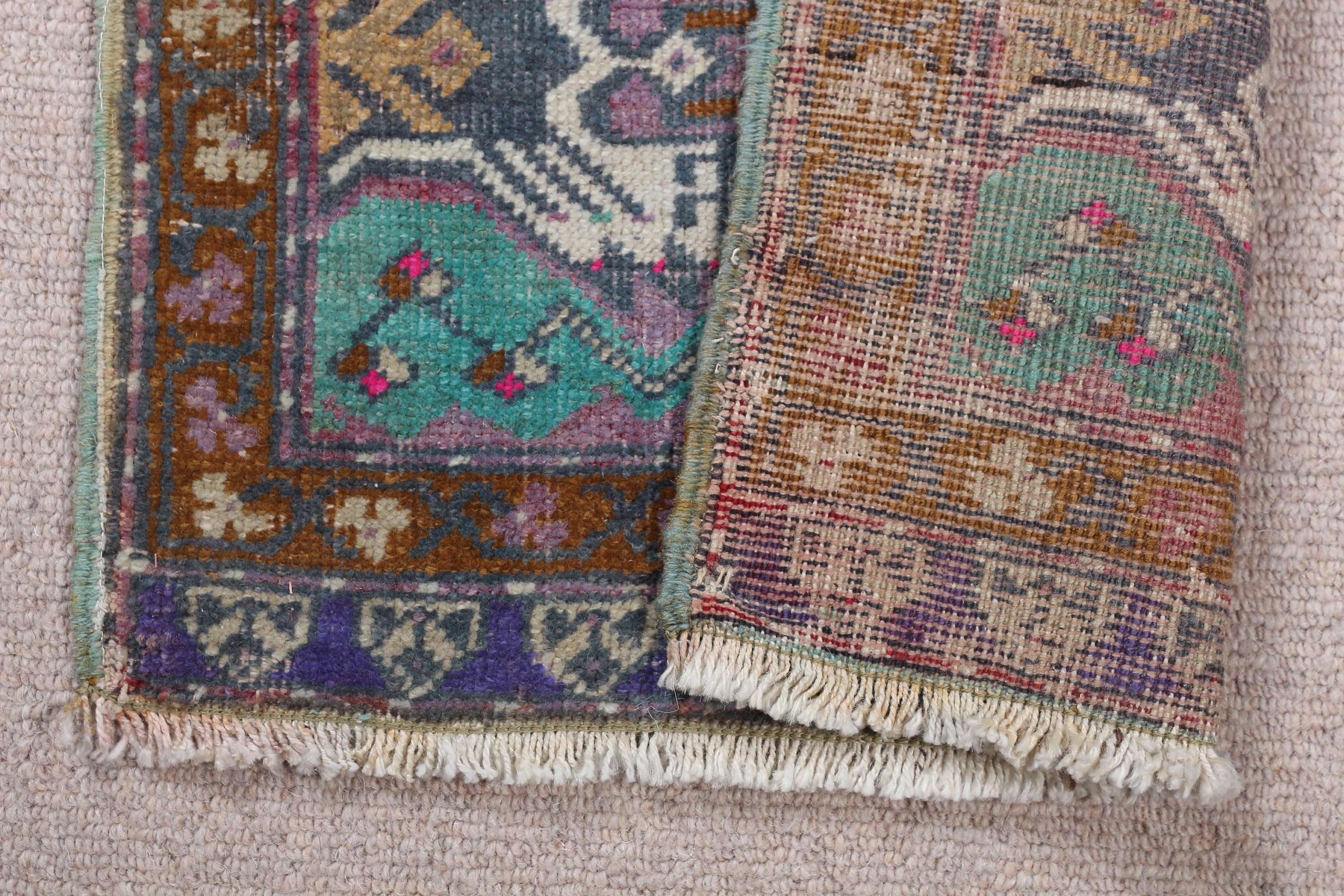 Oushak Halı, 1.6x2.9 ft Küçük Halı, Giriş Halısı, Mor Yatak Odası Halısı, Vintage Halı, Kapı Paspası Halısı, Türk Halıları, Giriş Halıları, Fas Halısı