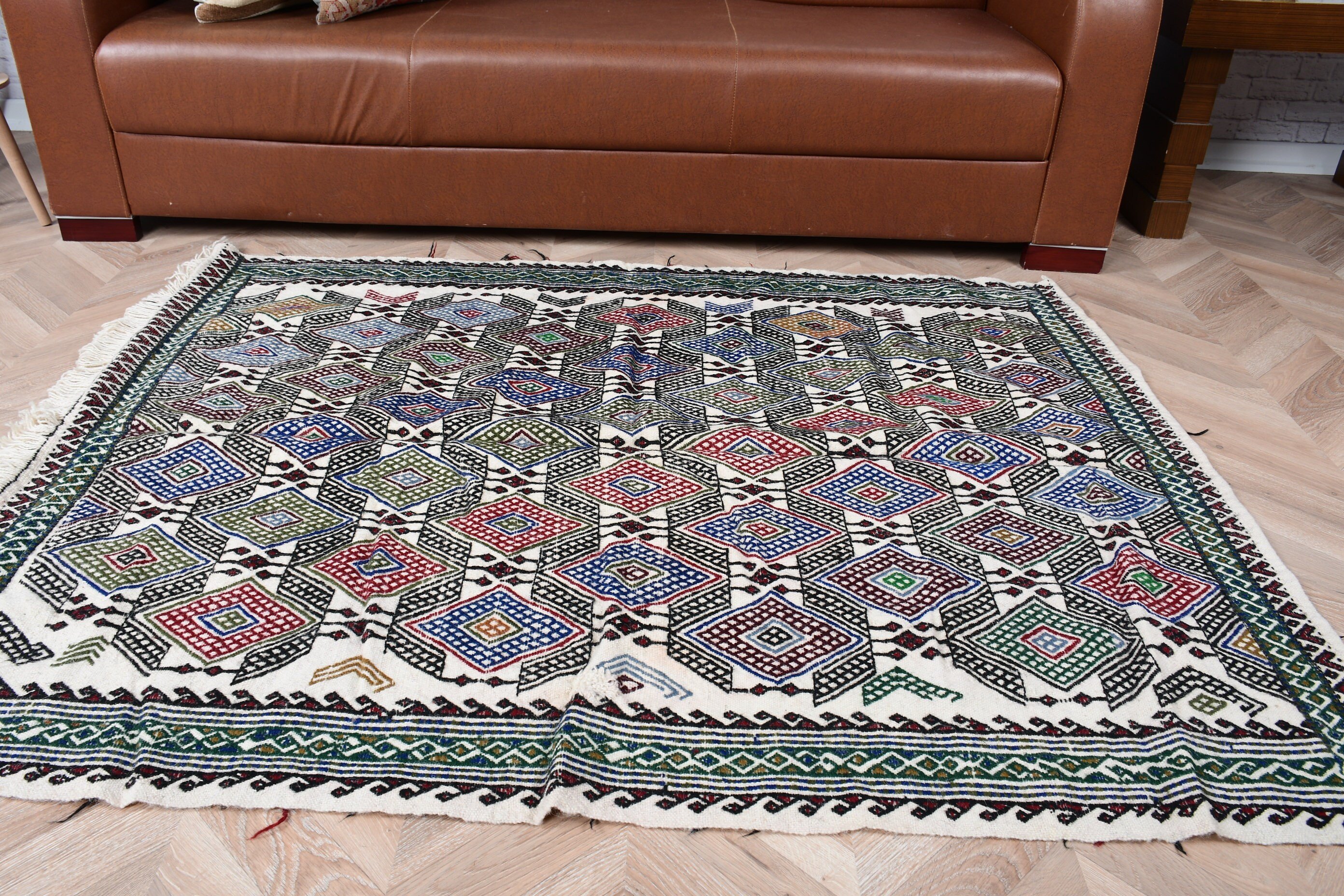 Anadolu Halıları, Eski Halı, 4x5.1 ft Aksan Halıları, Bej Anadolu Halısı, Türk Halıları, Vintage Halılar, Giriş Halıları, Kilim, Yatak Odası Halısı, Yün Halılar