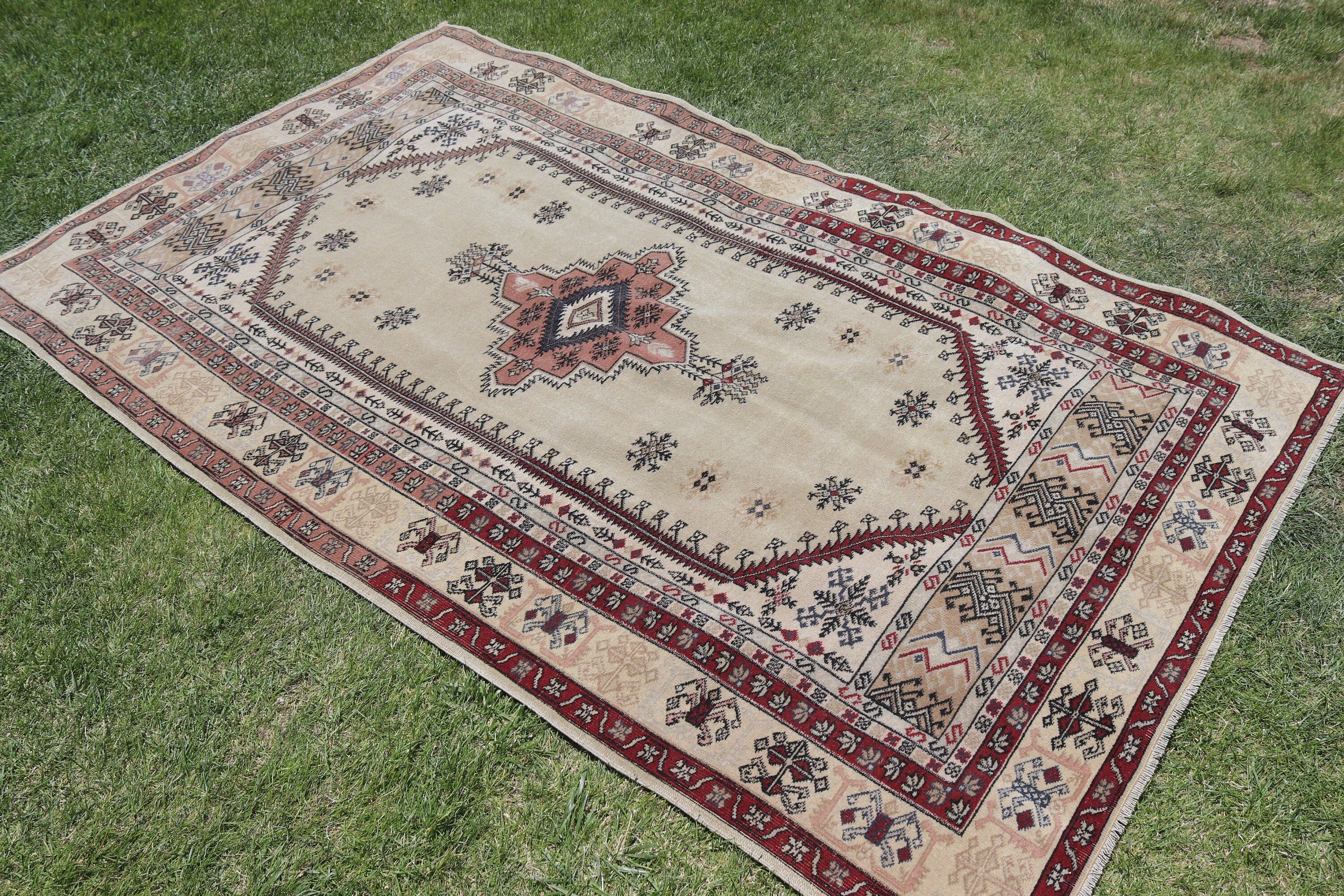 4.5x7.4 ft Area Rug, Oushak Area Rugs, Statement Rugs, Vintage Rug, Turkish Rug, Living Room Rug, Moroccan Rug, Beige Geometric Rug