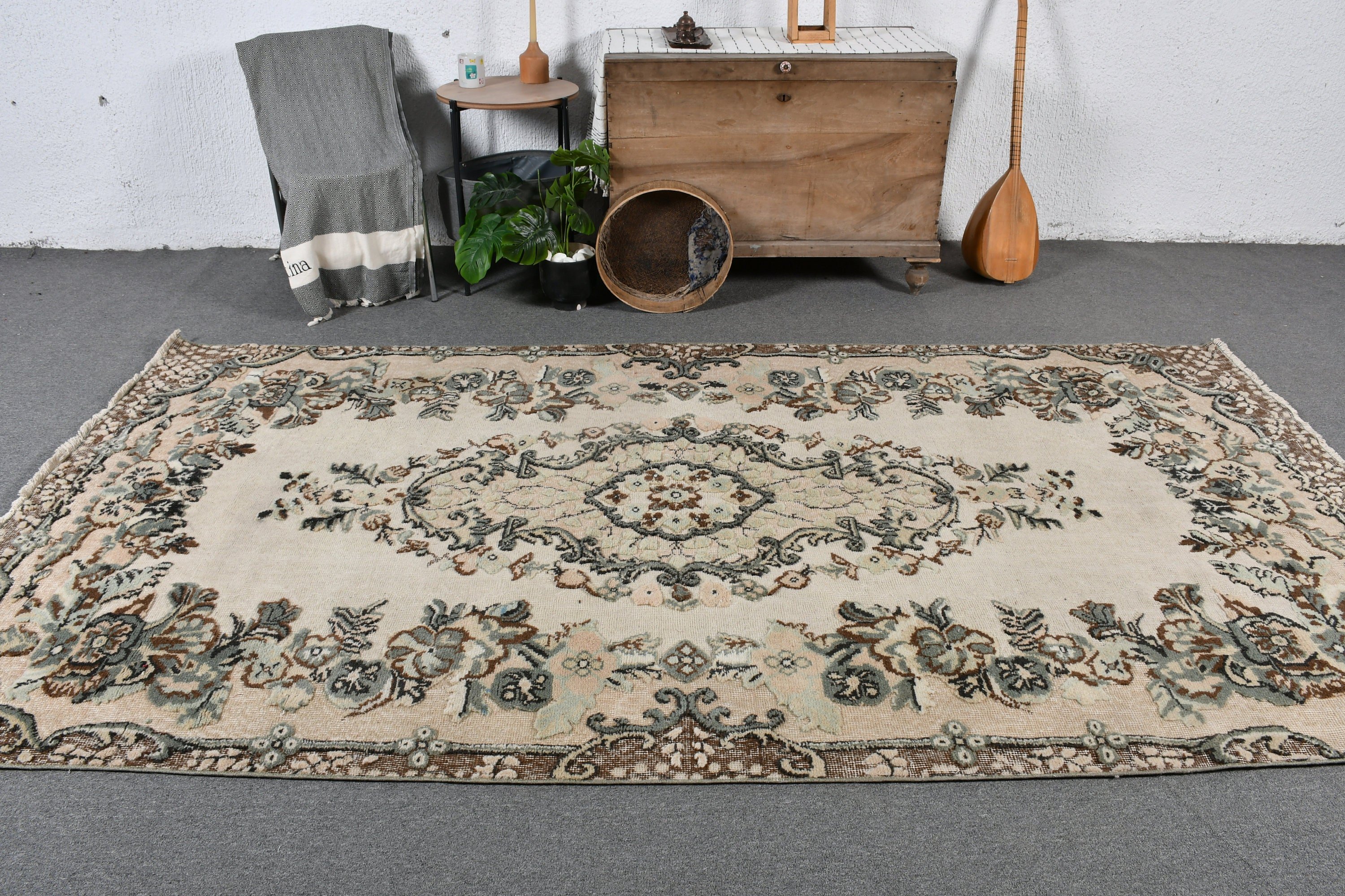 Turkish Rug, Dining Room Rug, Bedroom Rug, 5.2x10.1 ft Large Rugs, Vintage Rug, Oriental Rug, Beige Home Decor Rugs, Old Rug