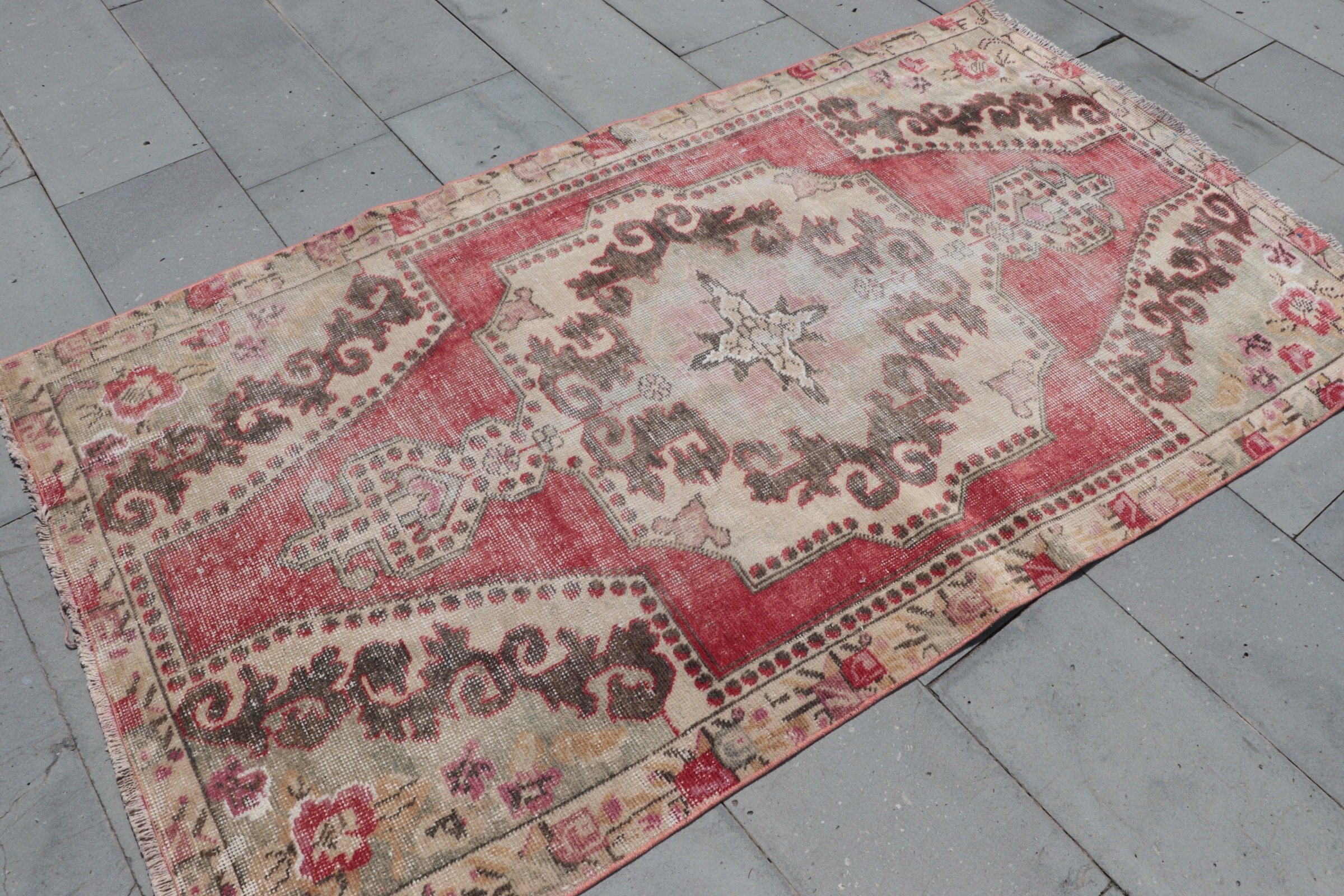 Vintage Rugs, Turkish Rugs, Oriental Rugs, Bedroom Rugs, Kitchen Rug, Vintage Decor Rug, 3.8x6.9 ft Area Rugs, Floor Rug, Red Oushak Rug