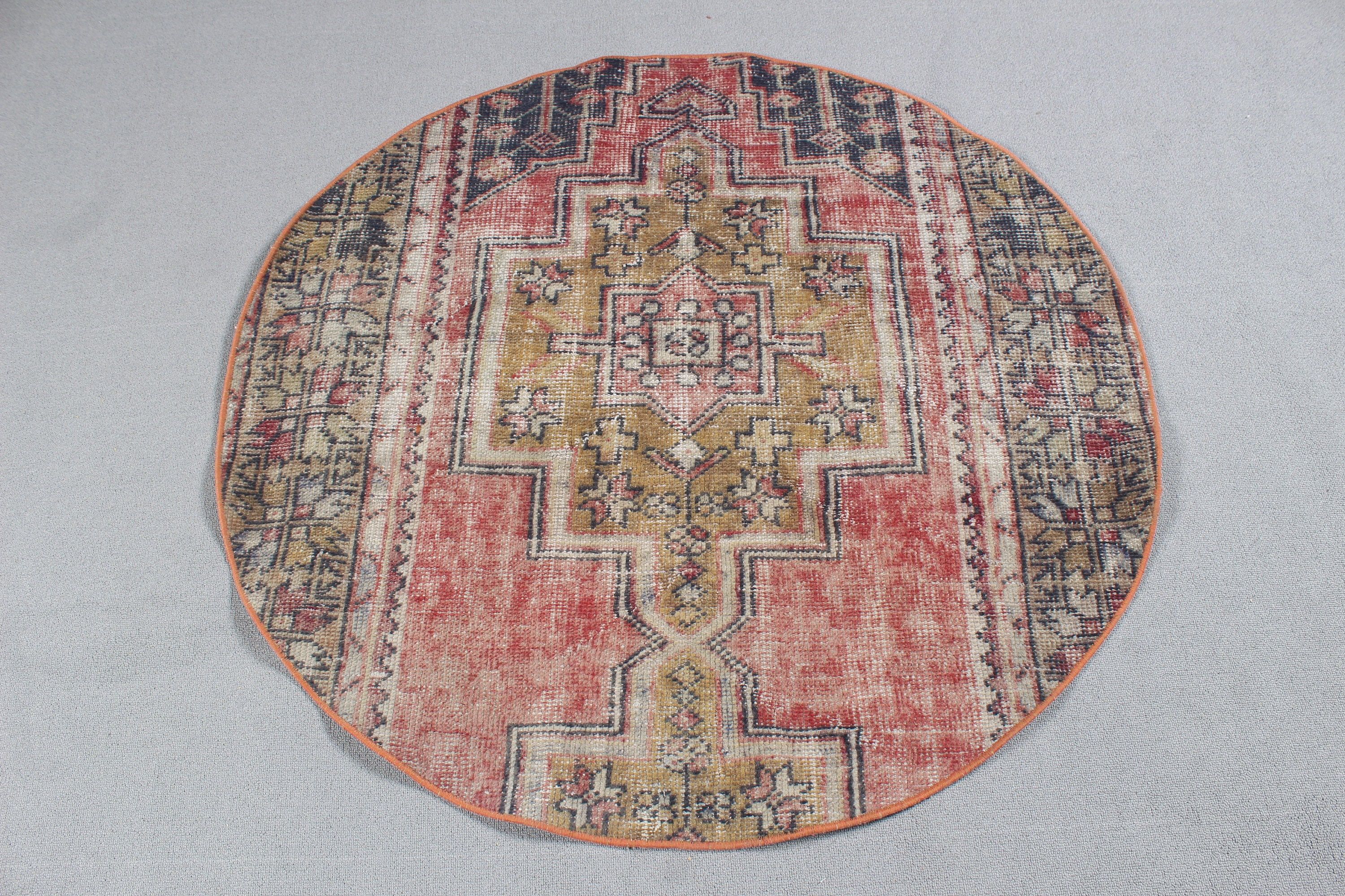 Vintage Rug, Turkish Rugs, Organic Rug, Red  3.8x3.9 ft Small Rugs, Small Vintage Rugs, Car Mat Rug, Kitchen Rugs, Oushak Rugs