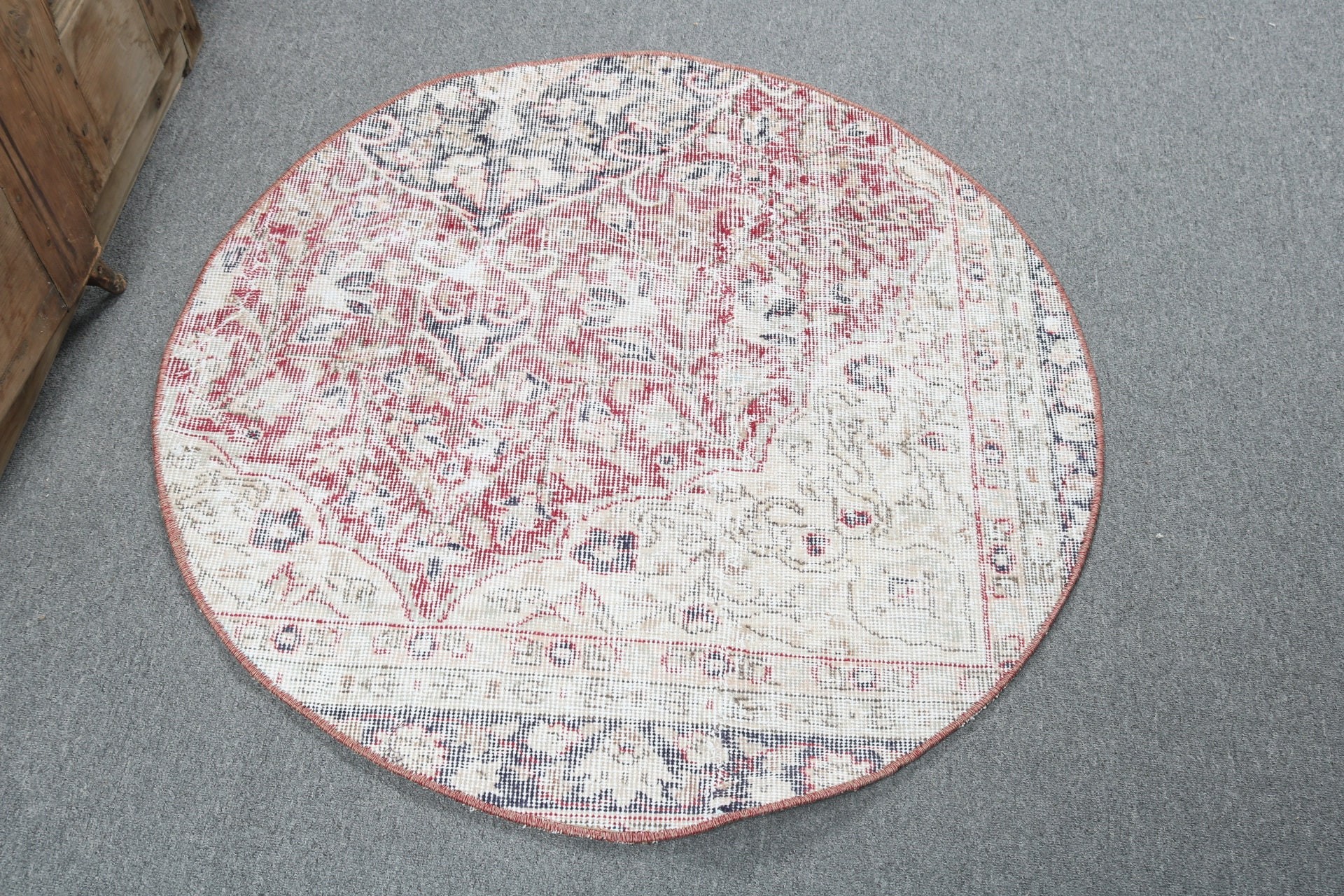 Vintage Halı, Antika Halılar, Açıklama Halısı, Paspas Halısı, Türk Halıları, 3.2x3.2 ft Küçük Halılar, Kırmızı Anadolu Halısı, Organik Halı, Çocuk Halısı