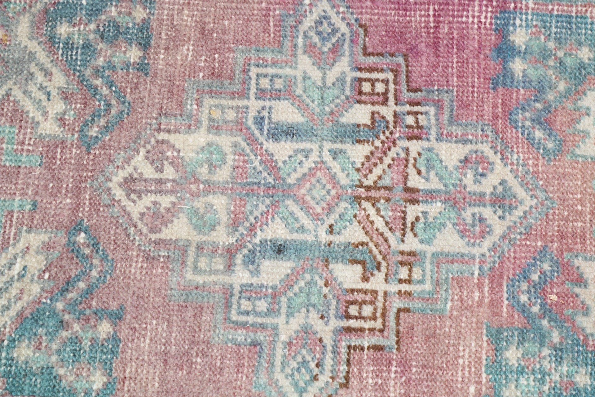 Mor Açıklama Halısı, Giriş Halısı, Yatak Odası Halısı, Yer Halıları, Vintage Halılar, Geometrik Halılar, Düz Dokuma Halılar, Türk Halıları, 1.5x2.8 ft Küçük Halılar